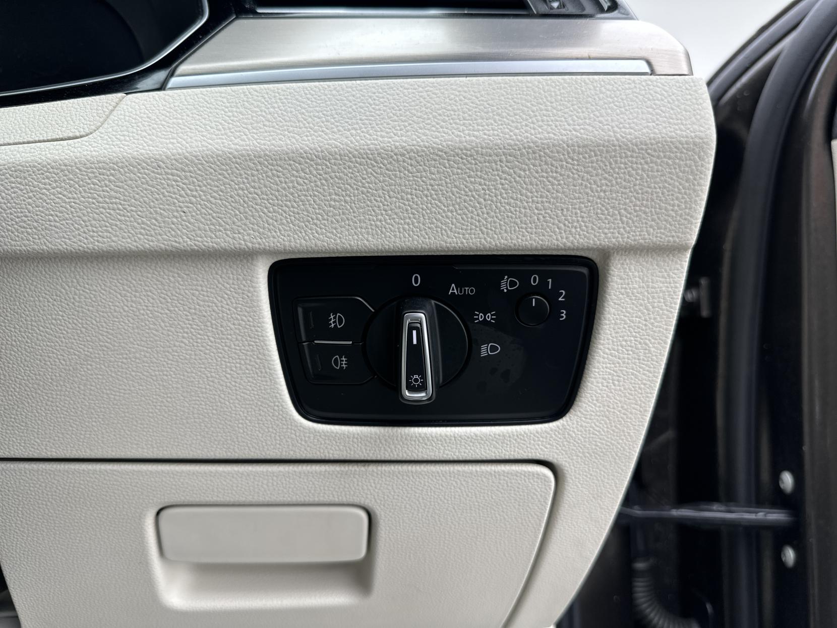 Volkswagen Passat 2.0 TDI GT Estate 5dr Diesel DSG Euro 6 (s/s) (150 ps)