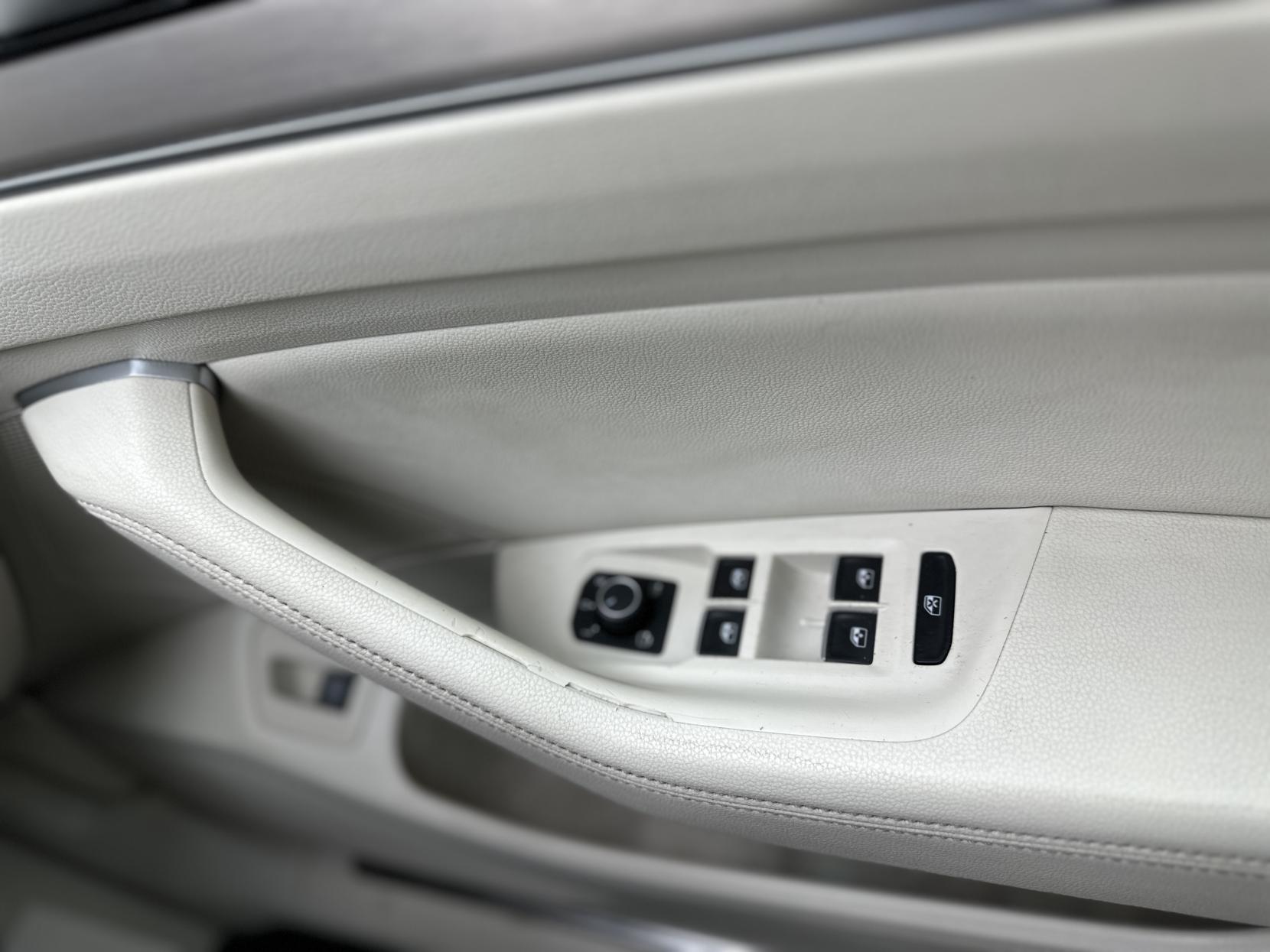 Volkswagen Passat 2.0 TDI GT Estate 5dr Diesel DSG Euro 6 (s/s) (150 ps)