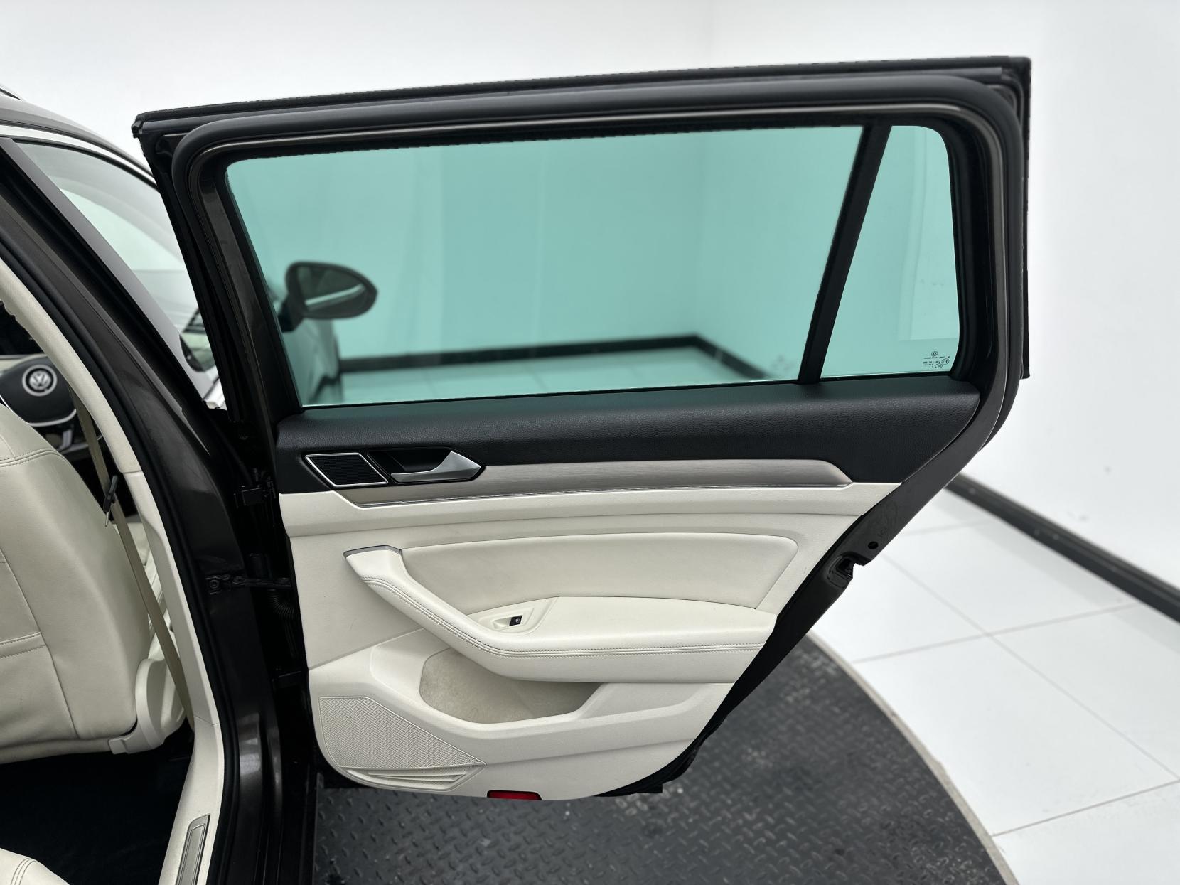 Volkswagen Passat 2.0 TDI GT Estate 5dr Diesel DSG Euro 6 (s/s) (150 ps)