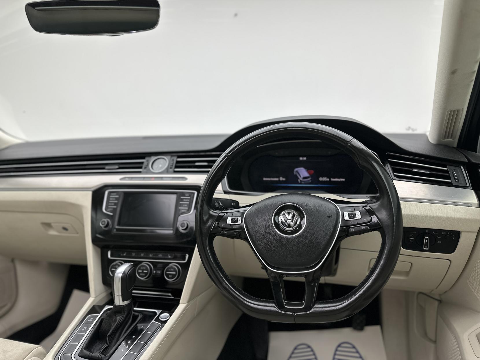 Volkswagen Passat 2.0 TDI GT Estate 5dr Diesel DSG Euro 6 (s/s) (150 ps)