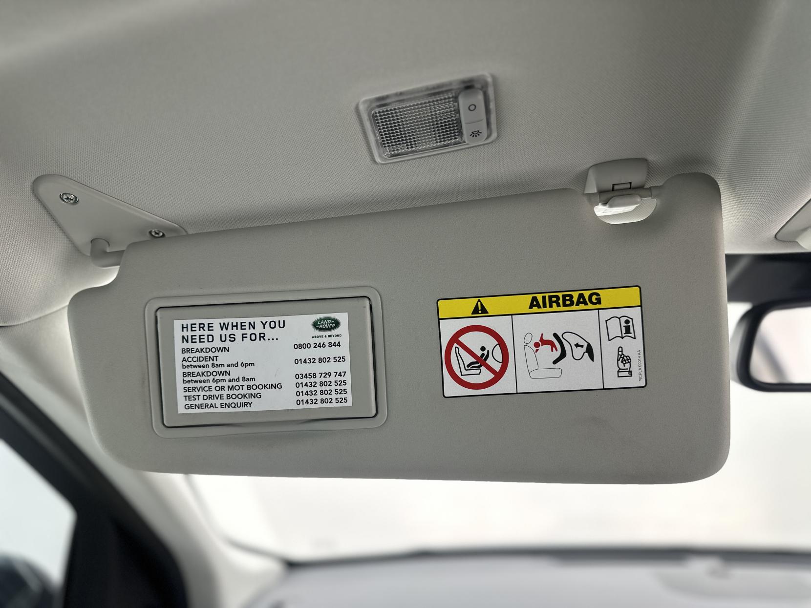 Land Rover Discovery Sport 2.0 TD4 SE Tech SUV 5dr Diesel Auto 4WD Euro 6 (s/s) (180 ps)