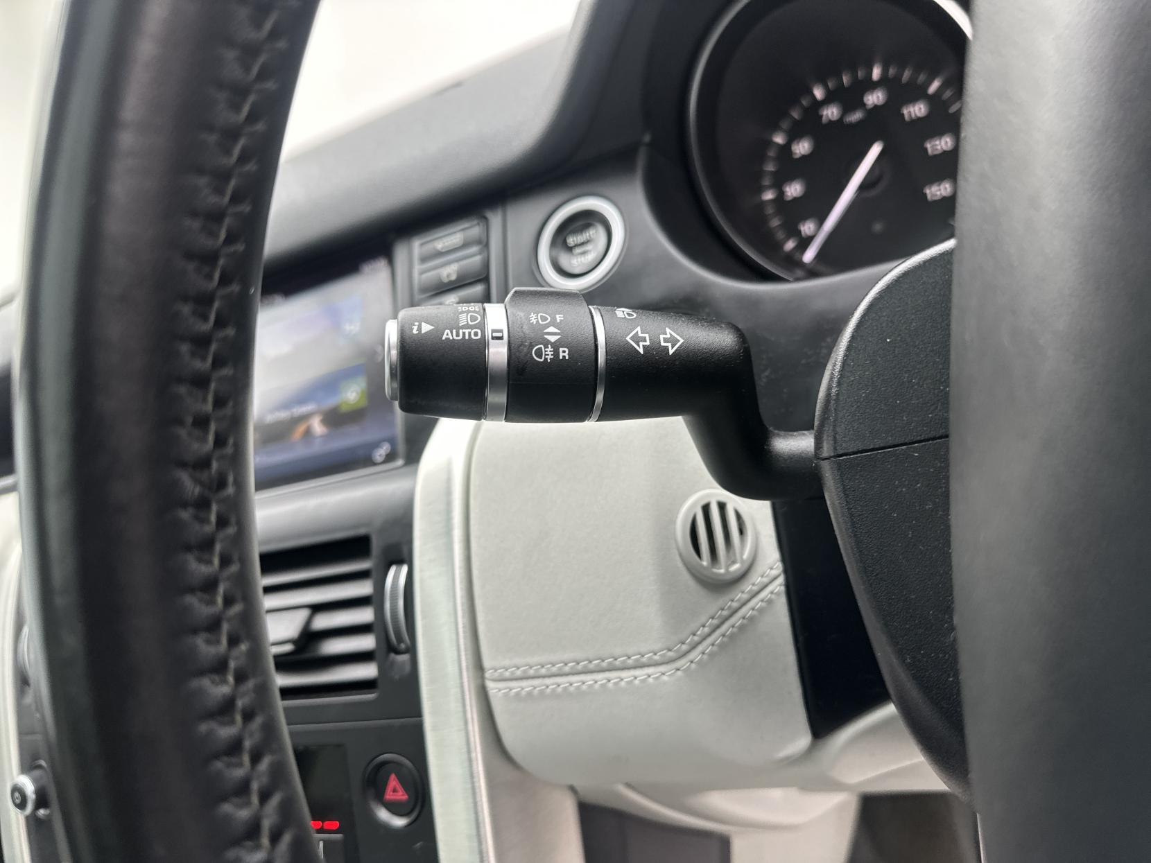 Land Rover Discovery Sport 2.0 TD4 SE Tech SUV 5dr Diesel Auto 4WD Euro 6 (s/s) (180 ps)