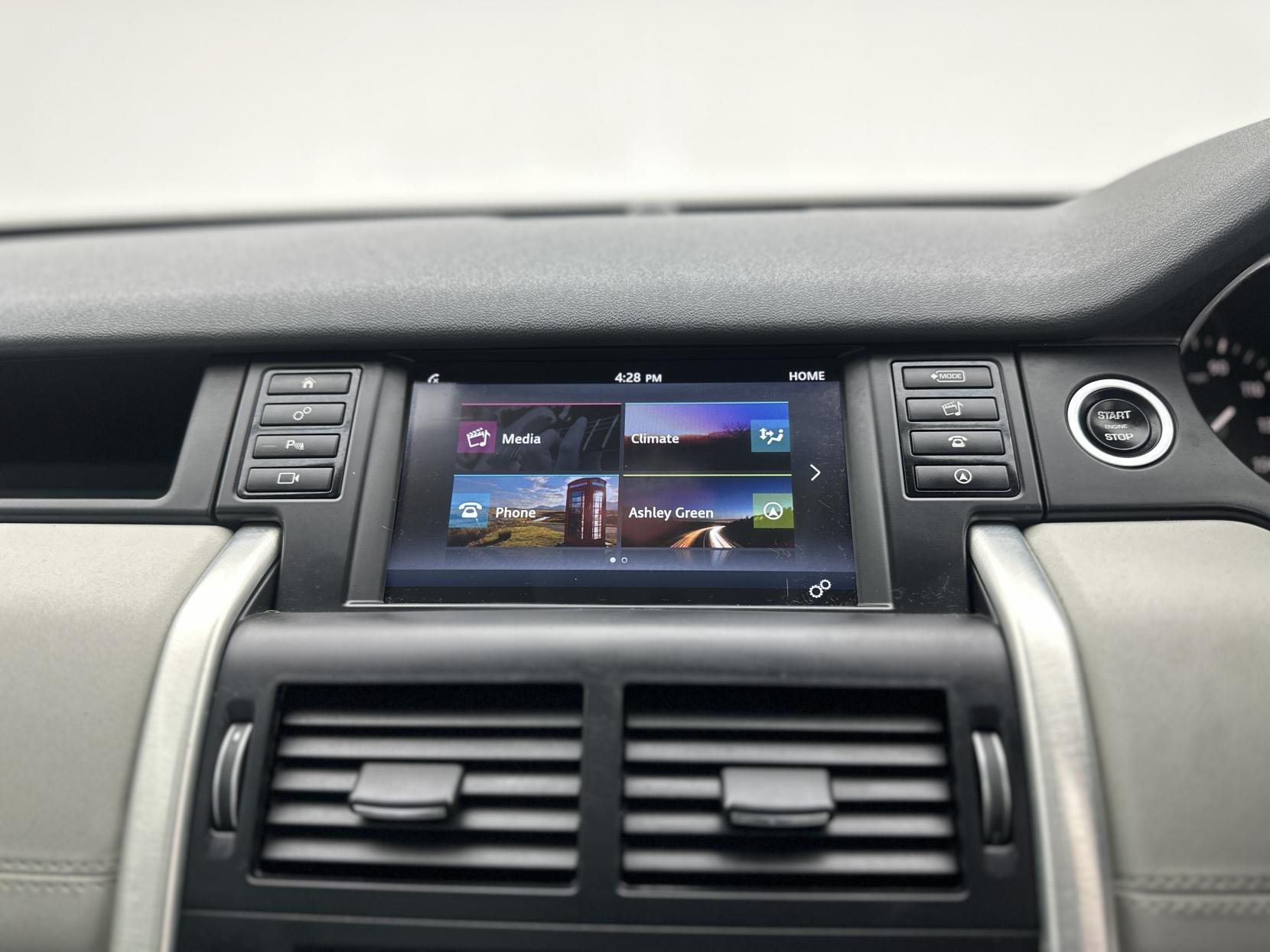 Land Rover Discovery Sport 2.0 TD4 SE Tech SUV 5dr Diesel Auto 4WD Euro 6 (s/s) (180 ps)