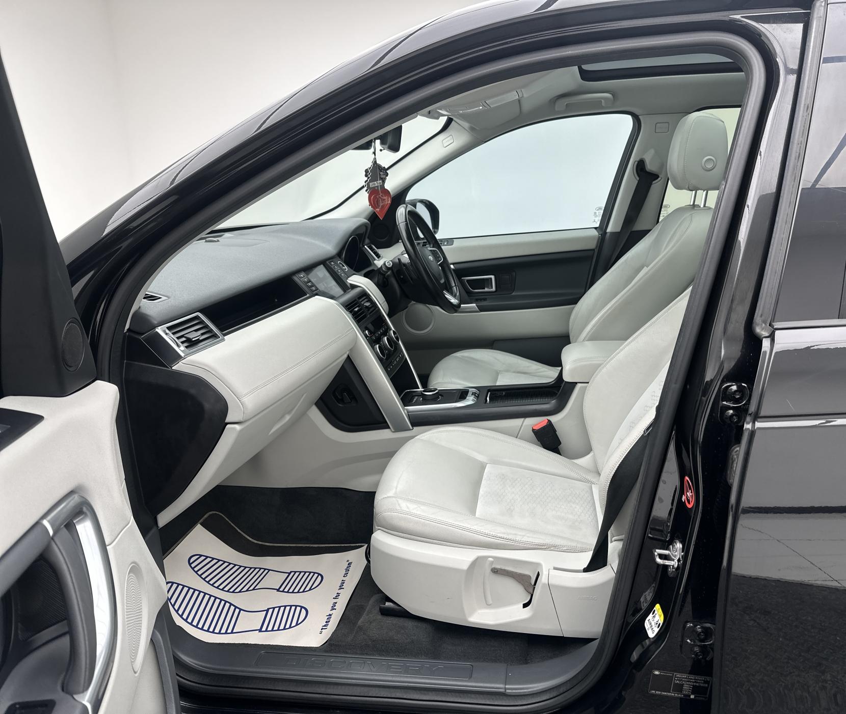 Land Rover Discovery Sport 2.0 TD4 SE Tech SUV 5dr Diesel Auto 4WD Euro 6 (s/s) (180 ps)