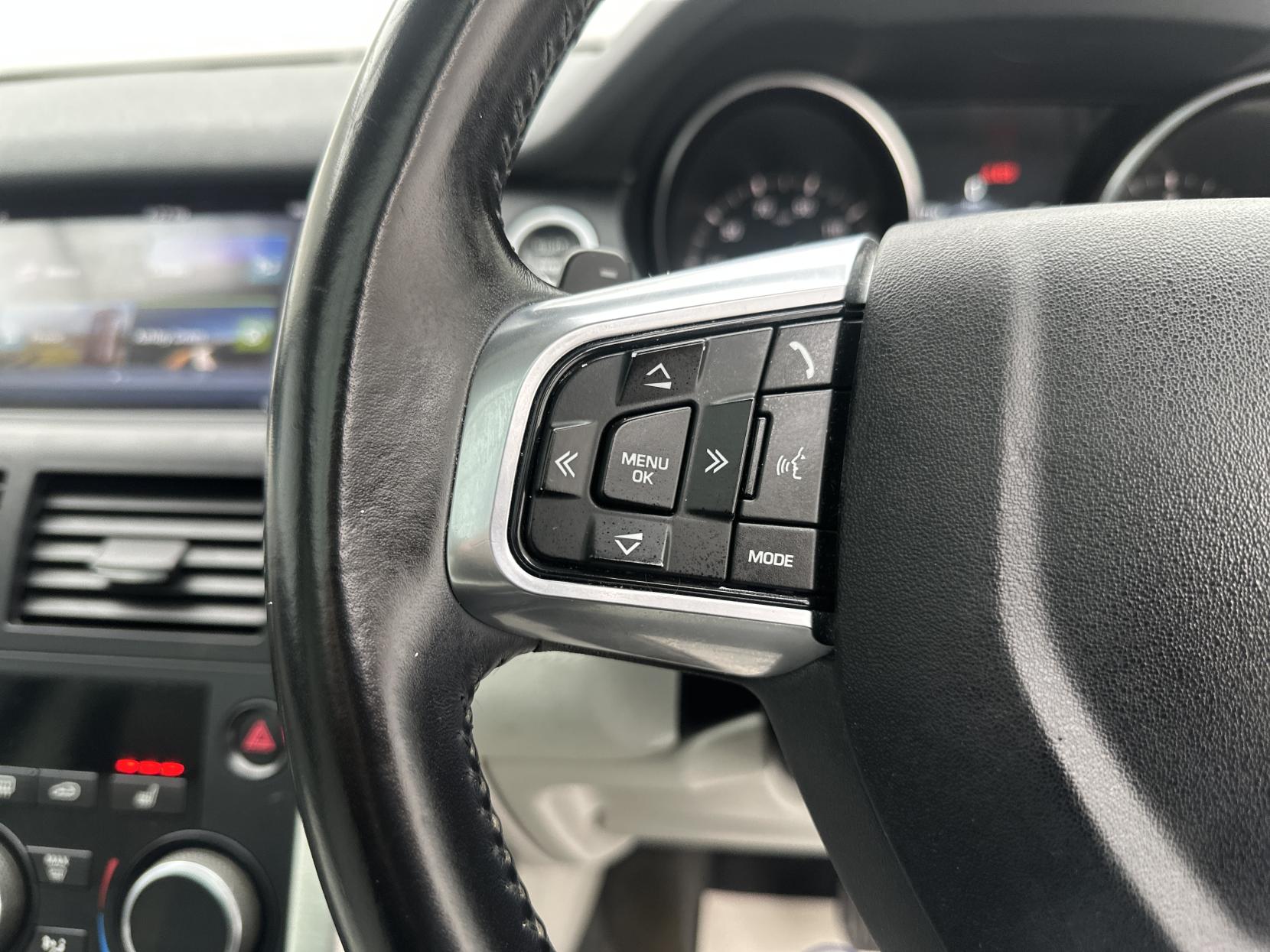 Land Rover Discovery Sport 2.0 TD4 SE Tech SUV 5dr Diesel Auto 4WD Euro 6 (s/s) (180 ps)