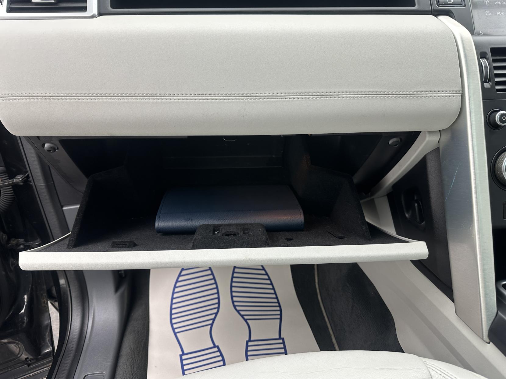 Land Rover Discovery Sport 2.0 TD4 SE Tech SUV 5dr Diesel Auto 4WD Euro 6 (s/s) (180 ps)