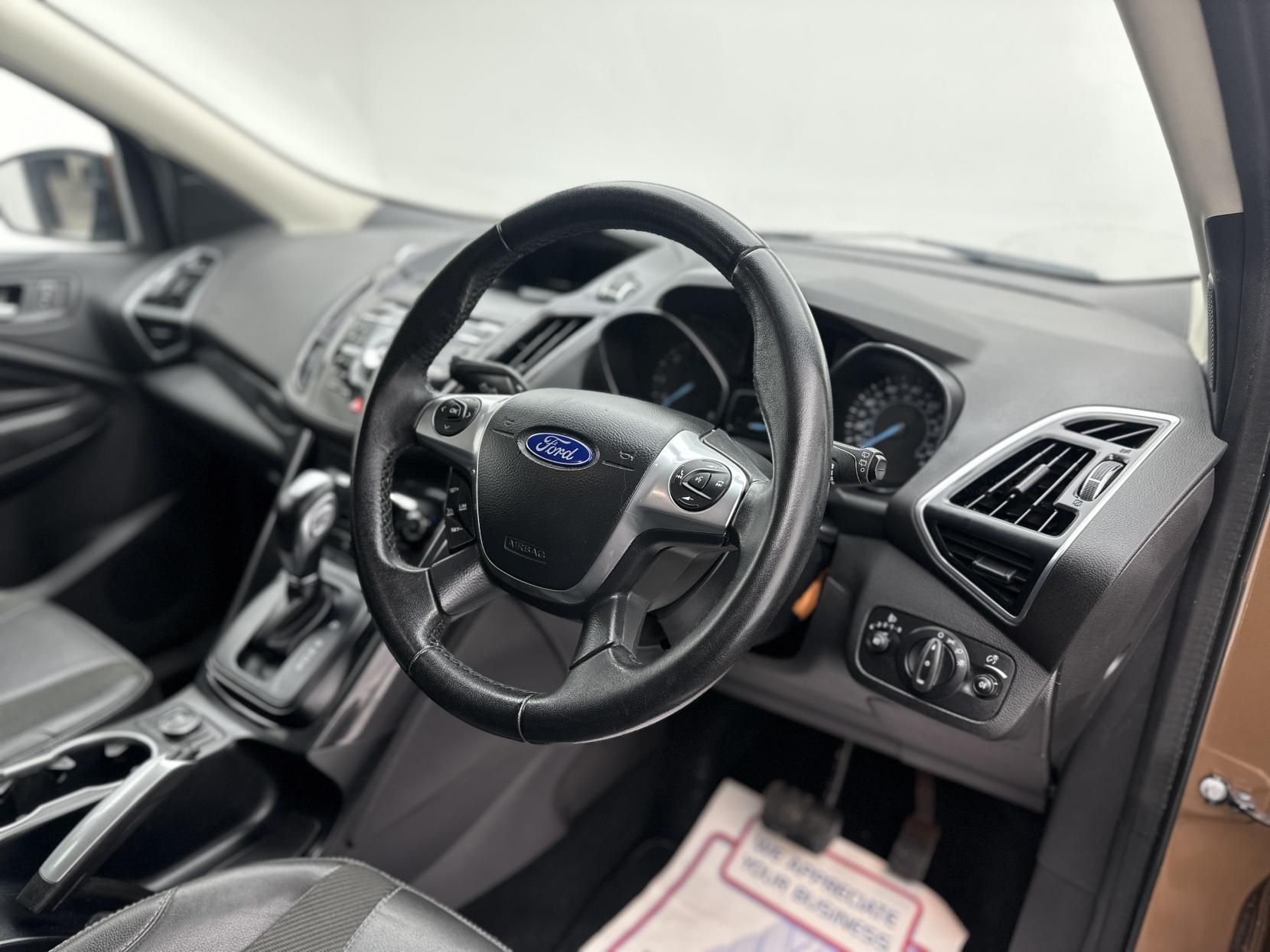 Ford Kuga 2.0 TDCi Titanium SUV 5dr Diesel Powershift AWD Euro 5 (163 ps)