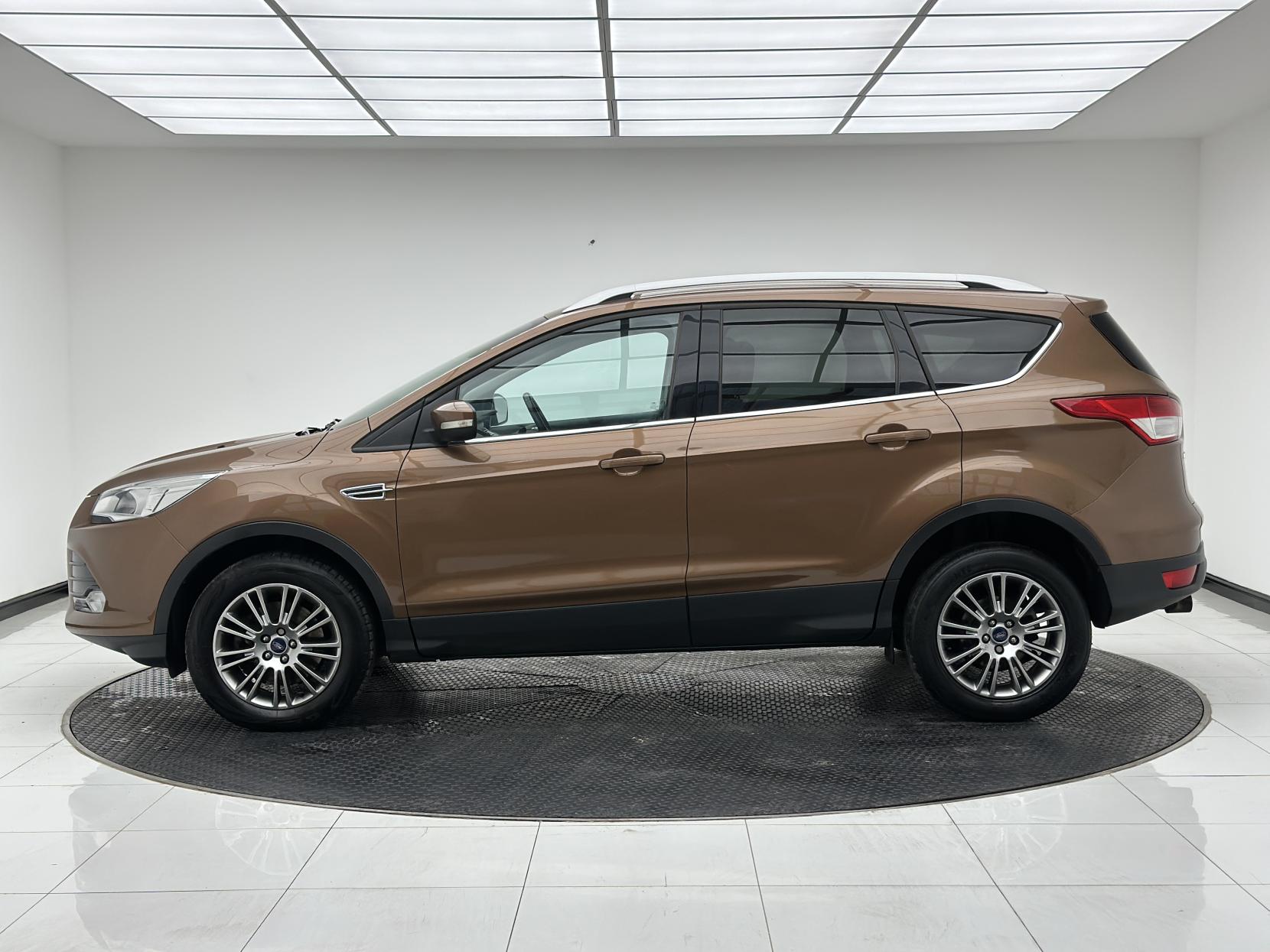Ford Kuga 2.0 TDCi Titanium SUV 5dr Diesel Powershift AWD Euro 5 (163 ps)