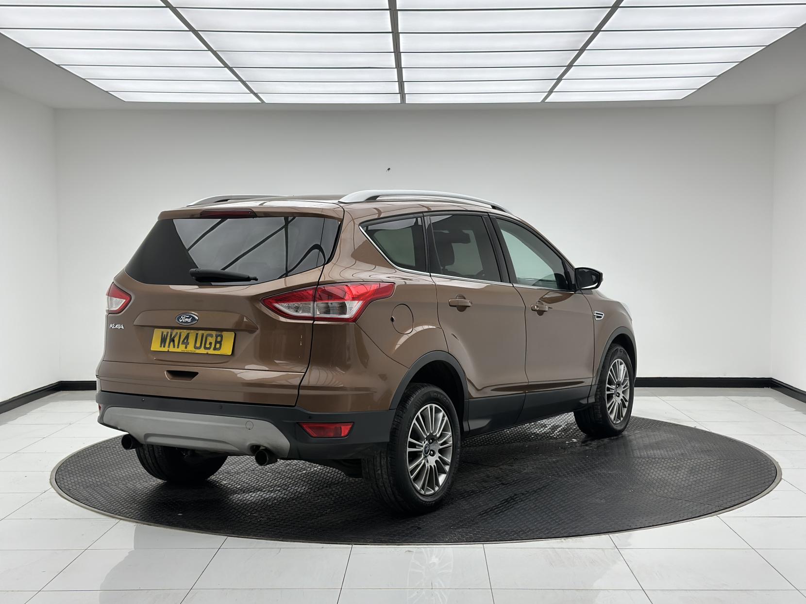 Ford Kuga 2.0 TDCi Titanium SUV 5dr Diesel Powershift AWD Euro 5 (163 ps)