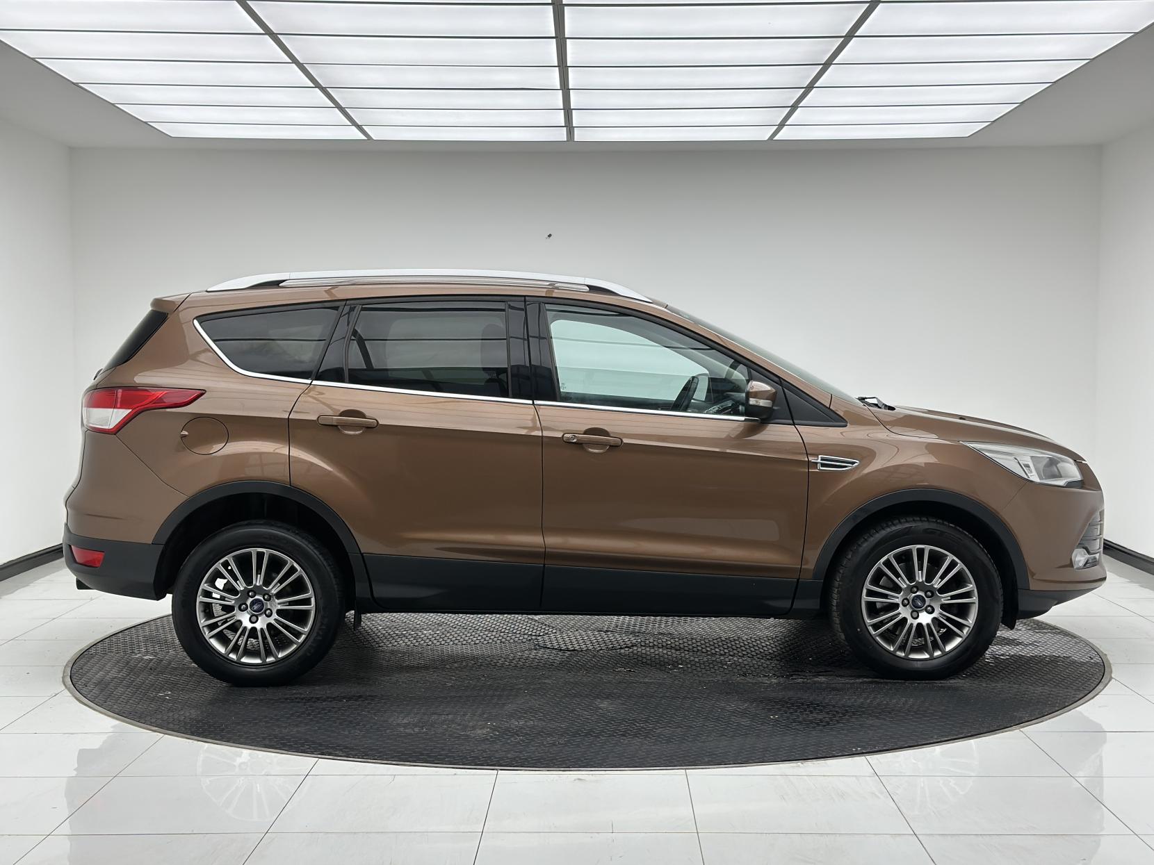 Ford Kuga 2.0 TDCi Titanium SUV 5dr Diesel Powershift AWD Euro 5 (163 ps)