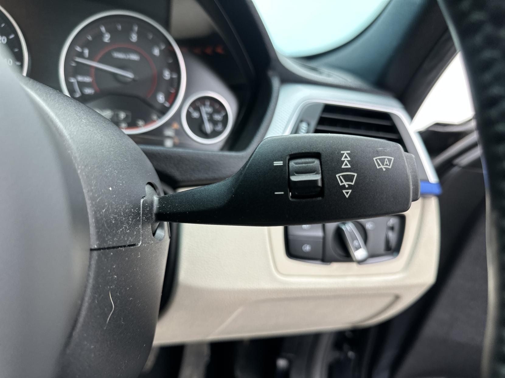 BMW 3 Series 3.0 335d M Sport Touring 5dr Diesel Auto xDrive Euro 6 (s/s) (313 ps)