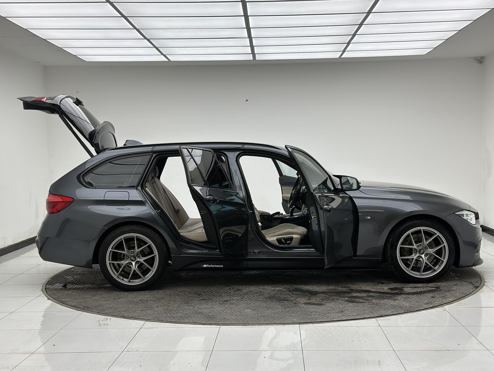 BMW 3 Series 3.0 335d M Sport Touring 5dr Diesel Auto xDrive Euro 6 (s/s) (313 ps)