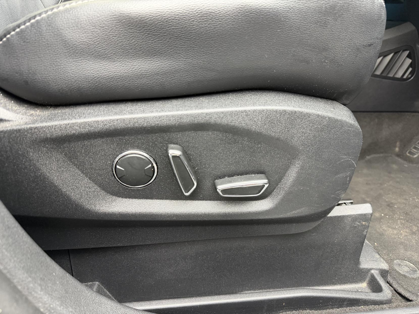 Ford S-Max 2.0 TDCi Titanium Sport MPV 5dr Diesel Powershift Euro 6 (s/s) (210 ps)