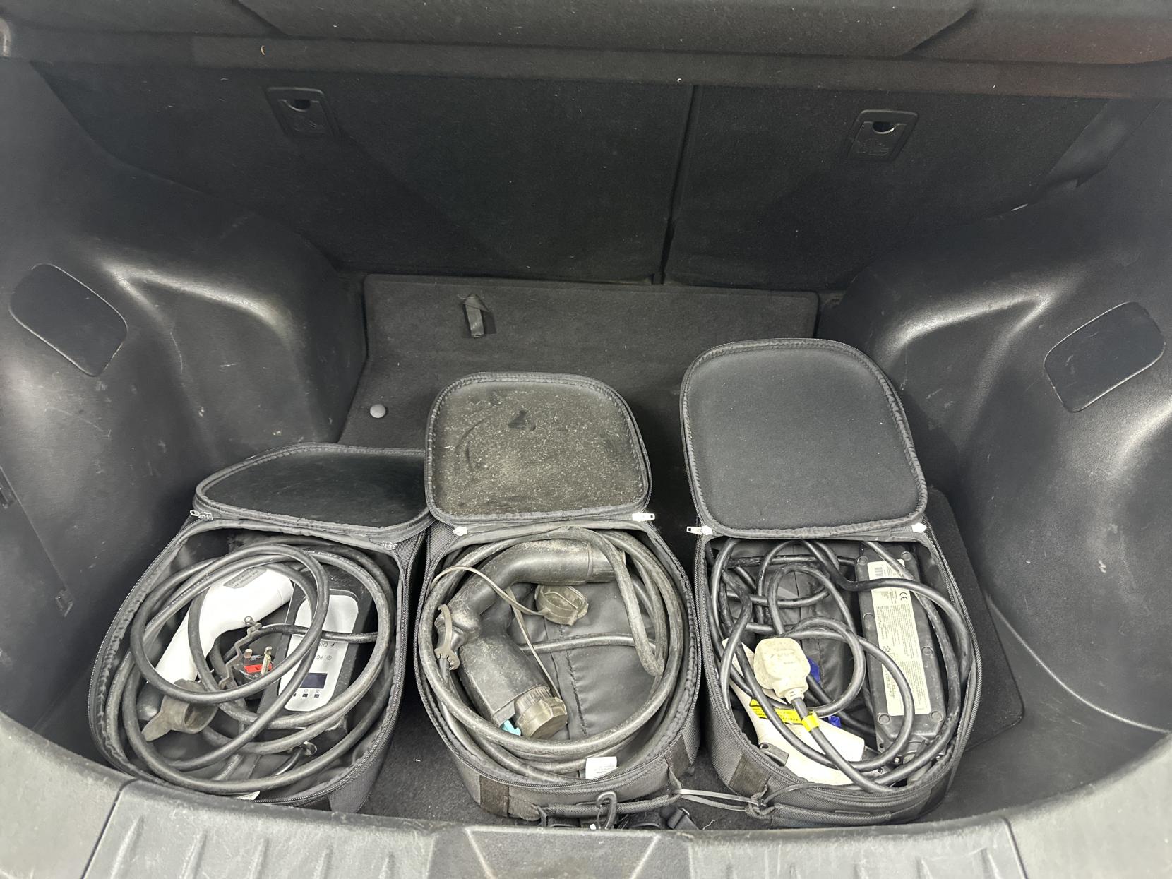 Nissan Leaf 24kWh Acenta Hatchback 5dr Electric Auto (107 bhp)