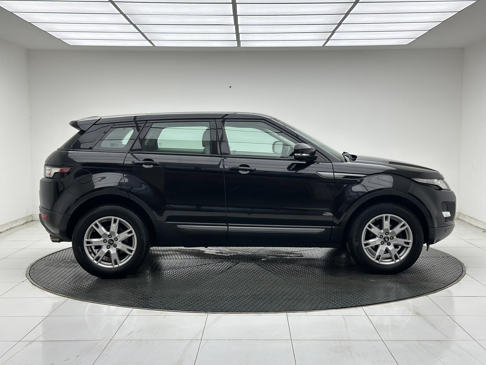 Land Rover Range Rover Evoque 2.2 SD4 Pure SUV 5dr Diesel Manual 4WD Euro 5 (s/s) (190 ps)