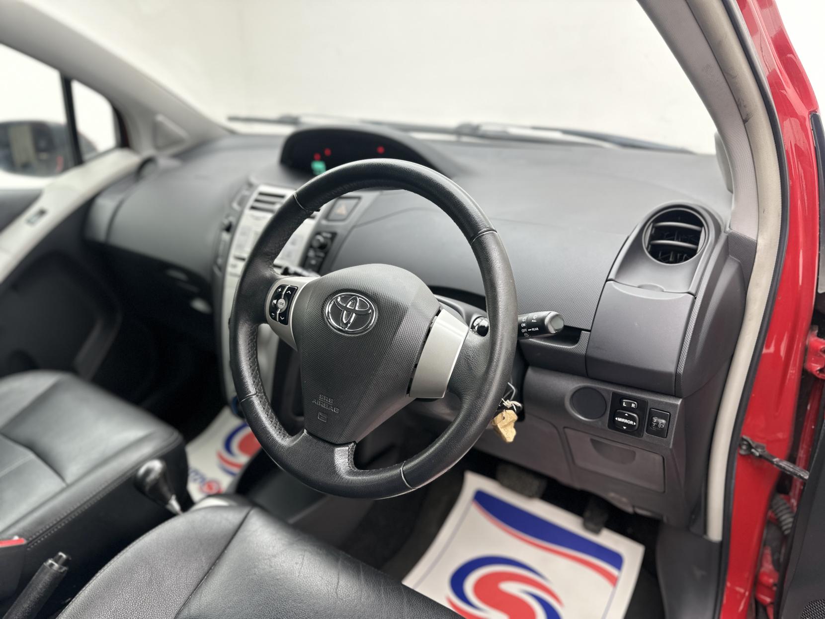 Toyota Yaris 1.3 TR Hatchback 5dr Petrol Multimode (136 g/km, 85 bhp)