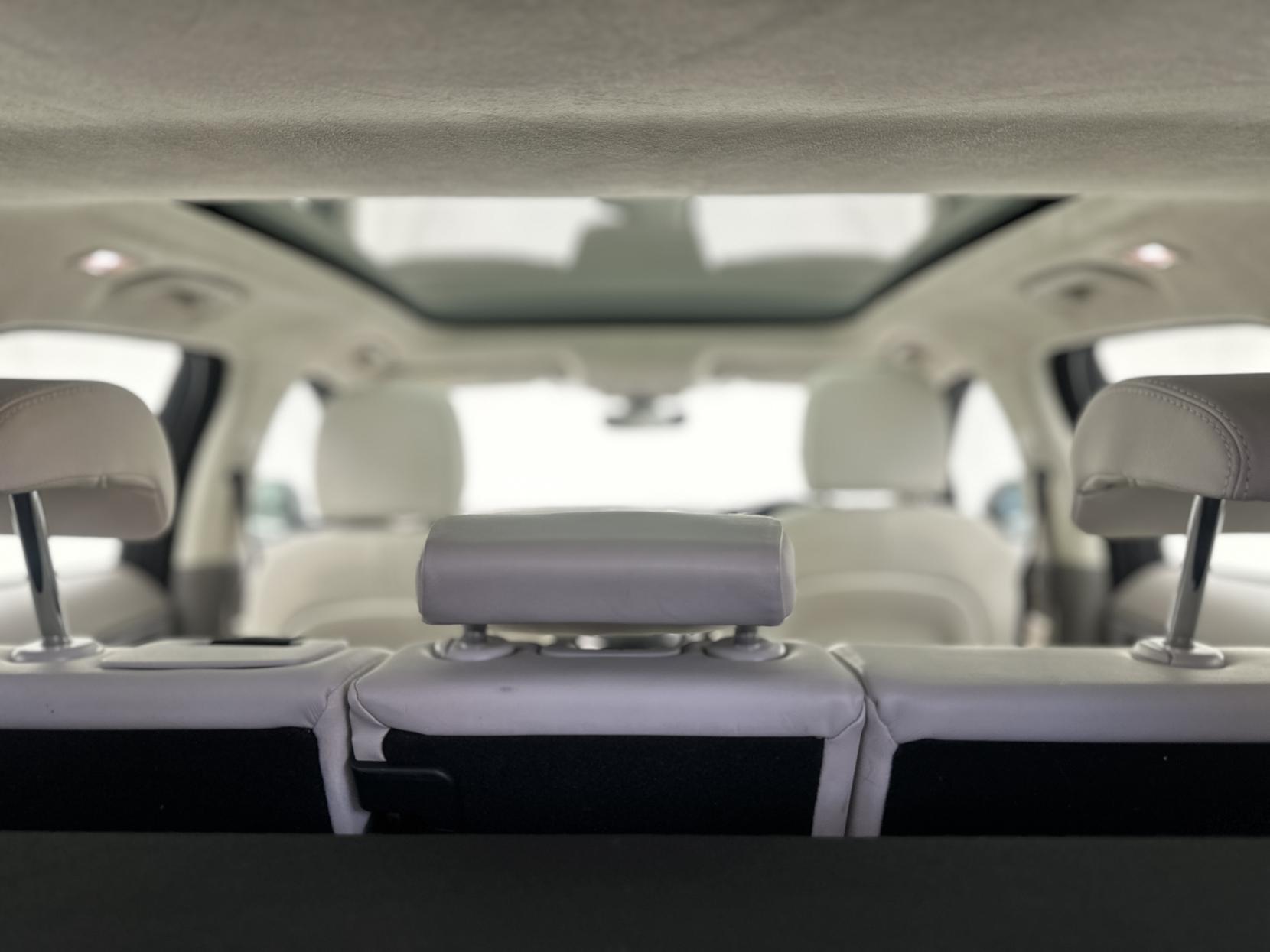 Jaguar F-PACE 2.0 D180 Portfolio SUV 5dr Diesel Auto AWD Euro 6 (s/s) (180 ps)