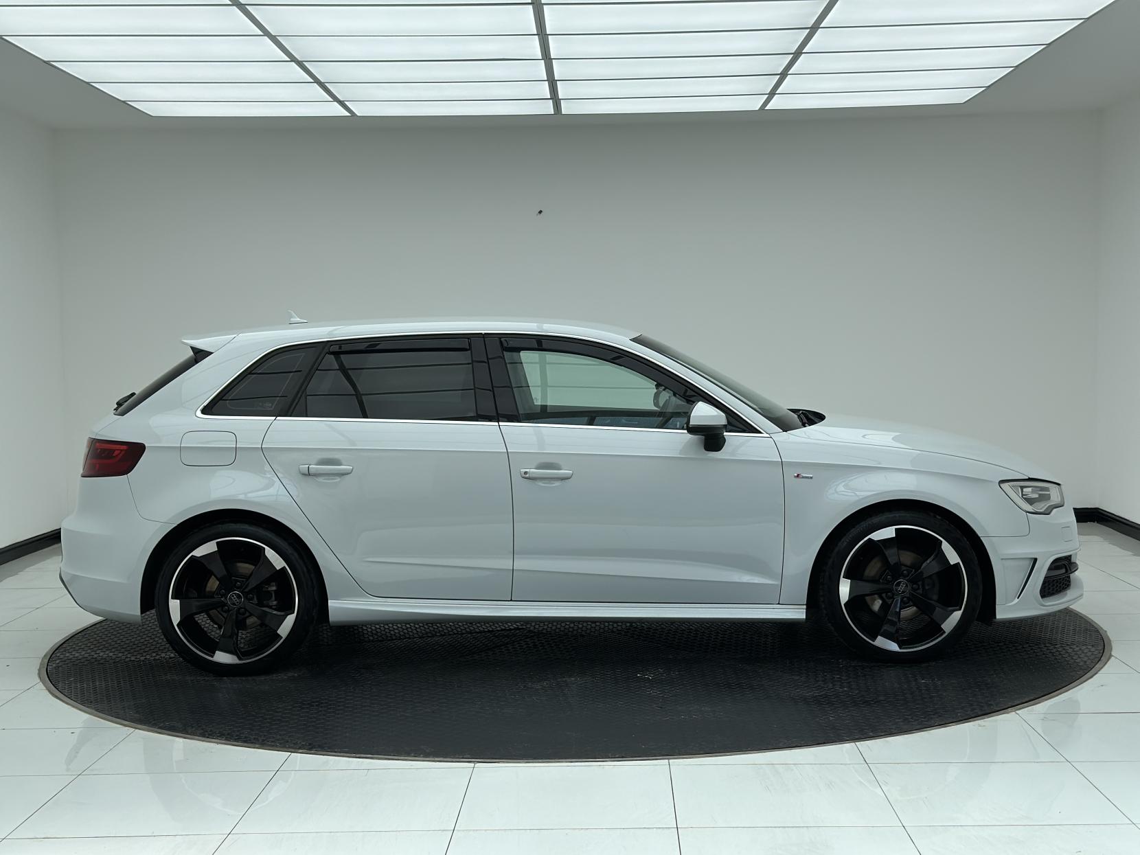 Audi A3 2.0 TDI S line Sportback 5dr Diesel Manual Euro 5 (s/s) (150 ps)