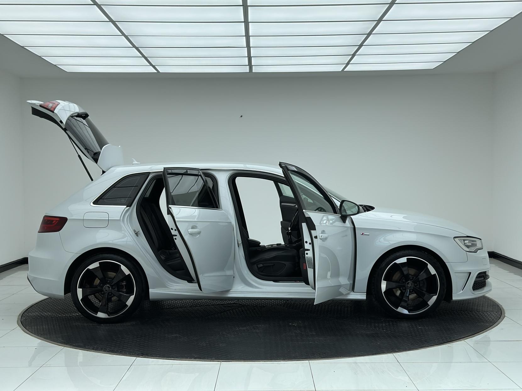Audi A3 2.0 TDI S line Sportback 5dr Diesel Manual Euro 5 (s/s) (150 ps)