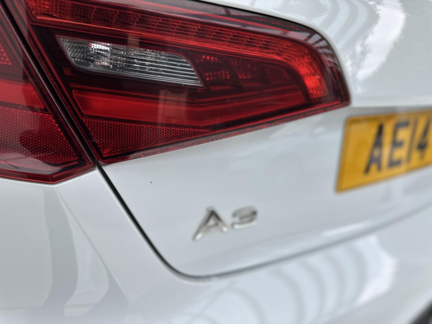 Audi A3 2.0 TDI S line Sportback 5dr Diesel Manual Euro 5 (s/s) (150 ps)