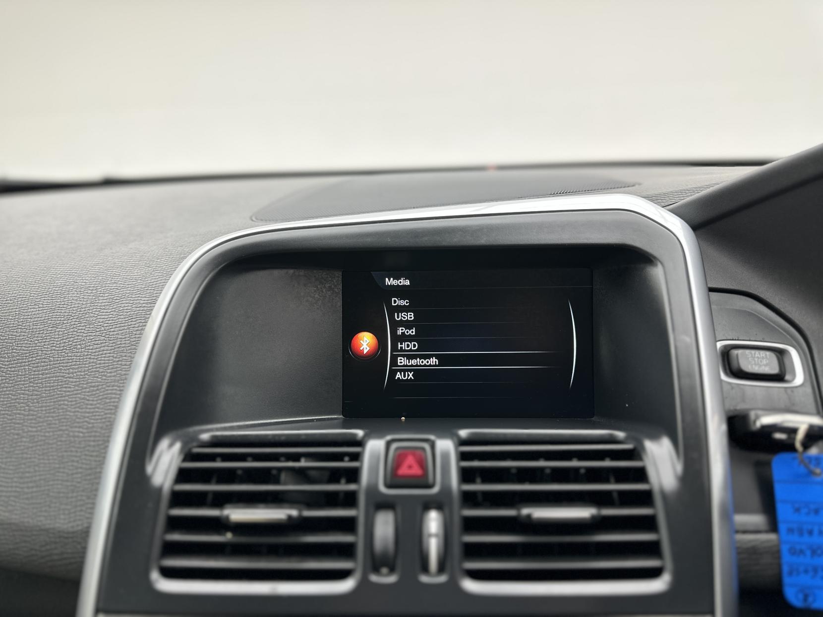 Volvo XC60 2.0 D4 SE Nav SUV 5dr Diesel Geartronic Euro 6 (s/s) (181 ps)