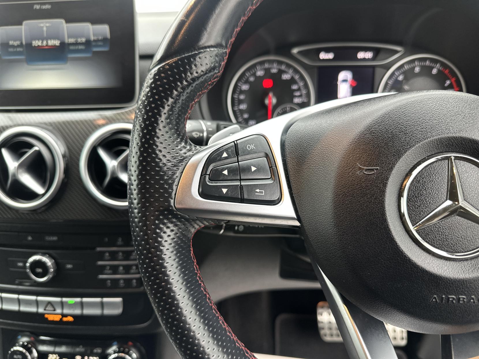 Mercedes-Benz B Class 1.6 B180 AMG Line MPV 5dr Petrol 7G-DCT Euro 6 (s/s) (122 ps)