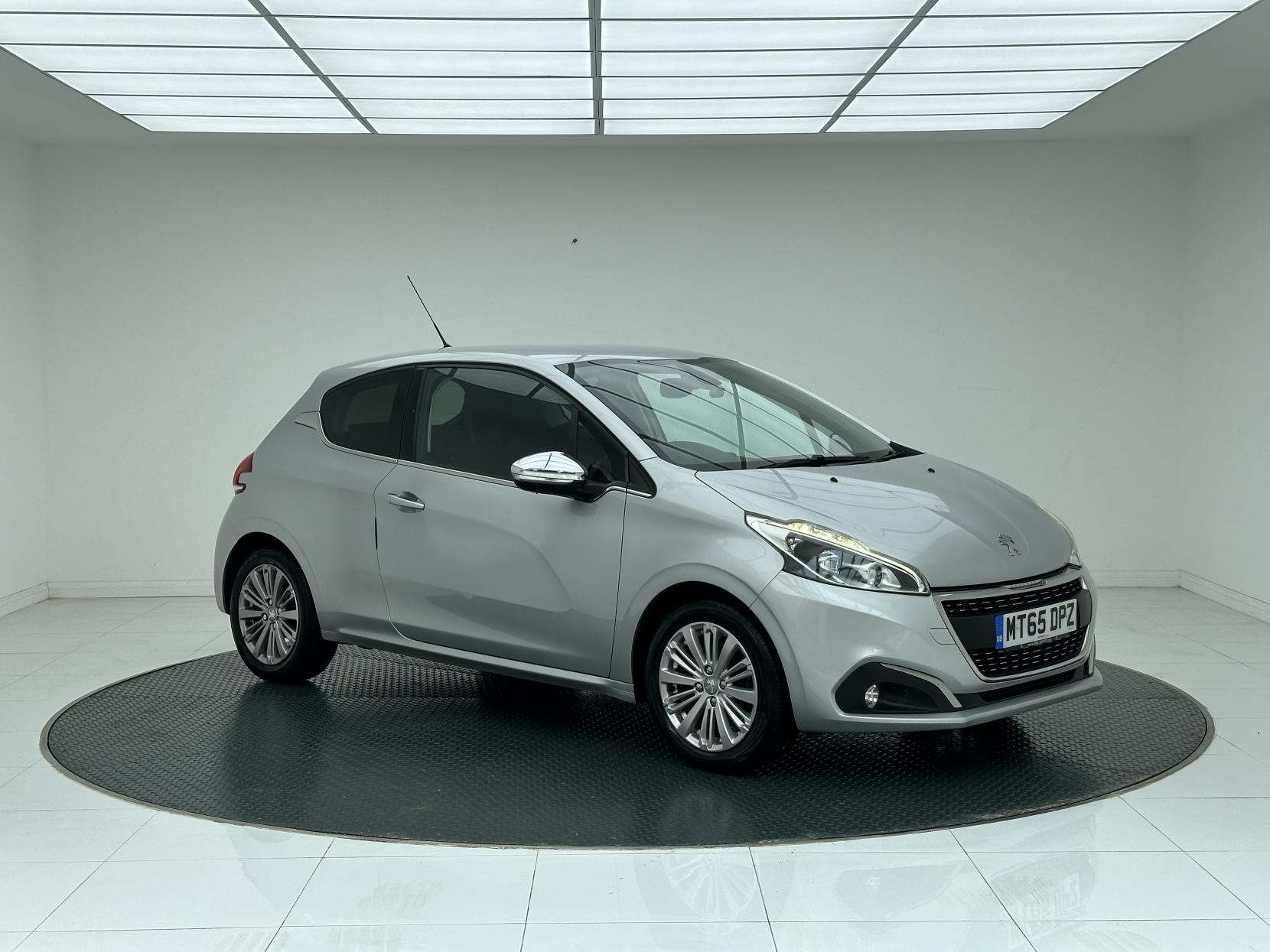 Peugeot 208 1.2 PureTech Allure Hatchback 3dr Petrol Manual Euro 6 (82 ps)