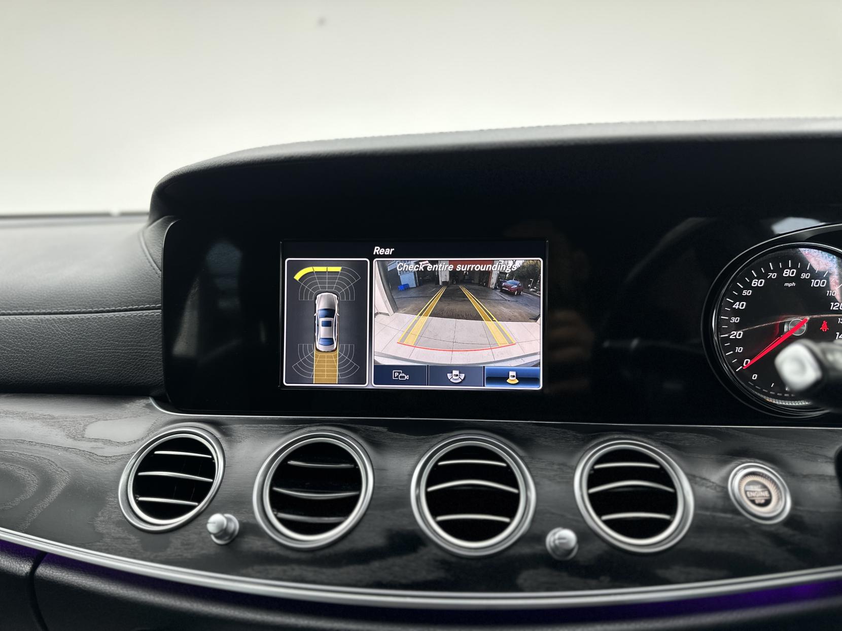 Mercedes-Benz E Class 2.0 E220d AMG Line (Premium) Saloon 4dr Diesel G-Tronic+ Euro 6 (s/s) (194 ps)