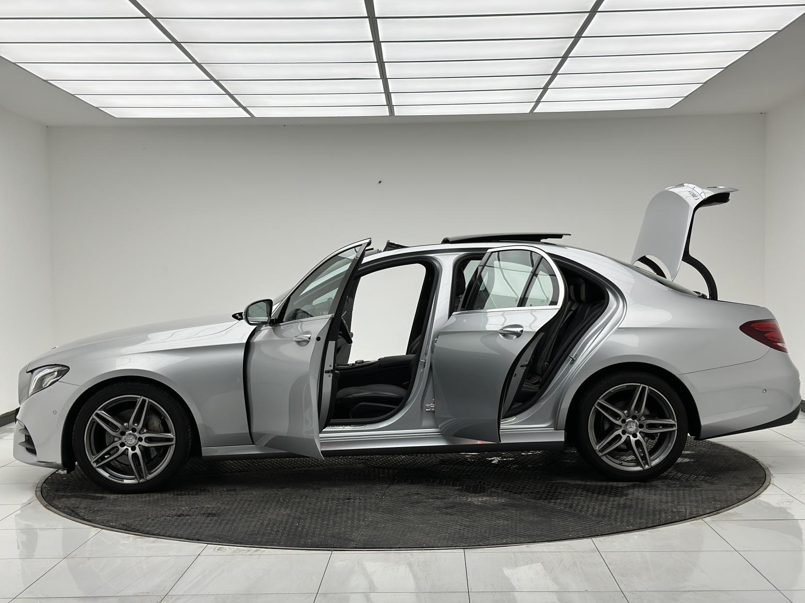 Mercedes-Benz E Class 2.0 E220d AMG Line (Premium) Saloon 4dr Diesel G-Tronic+ Euro 6 (s/s) (194 ps)