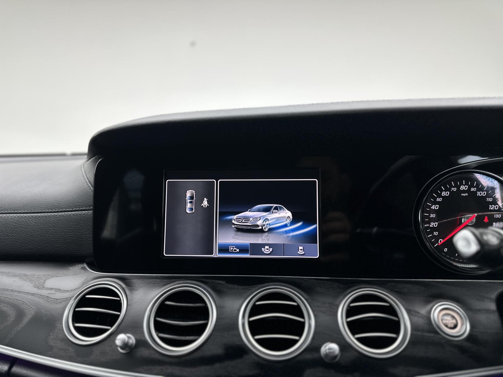 Mercedes-Benz E Class 2.0 E220d AMG Line (Premium) Saloon 4dr Diesel G-Tronic+ Euro 6 (s/s) (194 ps)