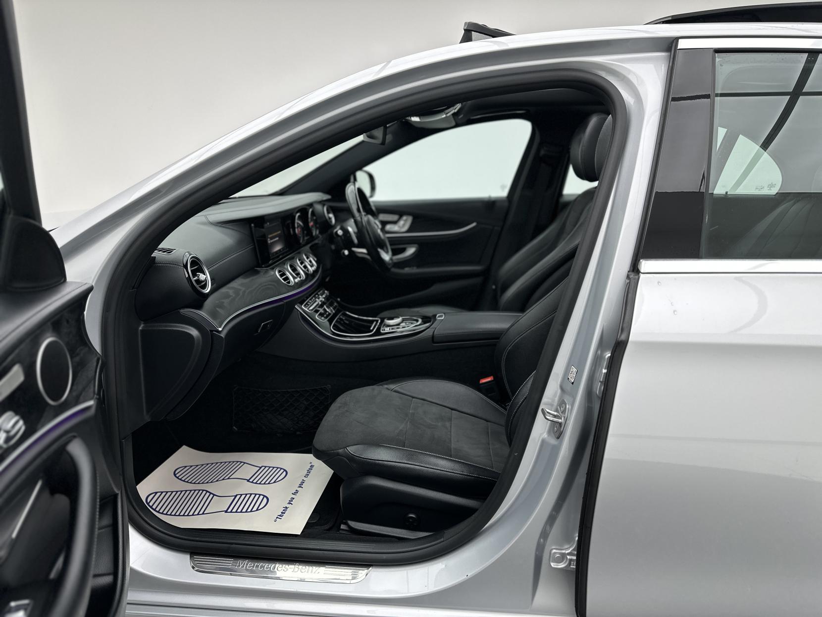 Mercedes-Benz E Class 2.0 E220d AMG Line (Premium) Saloon 4dr Diesel G-Tronic+ Euro 6 (s/s) (194 ps)