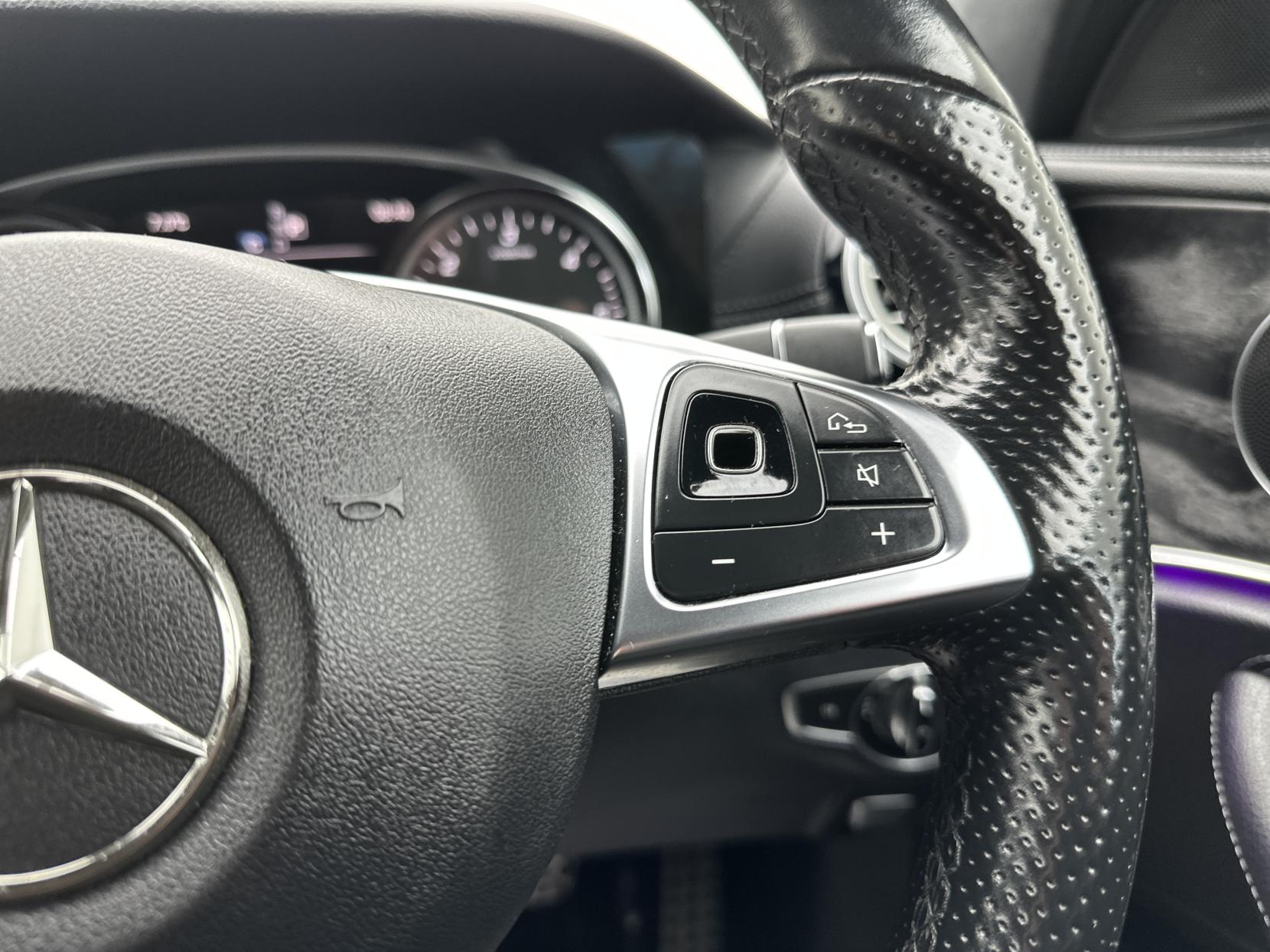 Mercedes-Benz E Class 2.0 E220d AMG Line (Premium) Saloon 4dr Diesel G-Tronic+ Euro 6 (s/s) (194 ps)