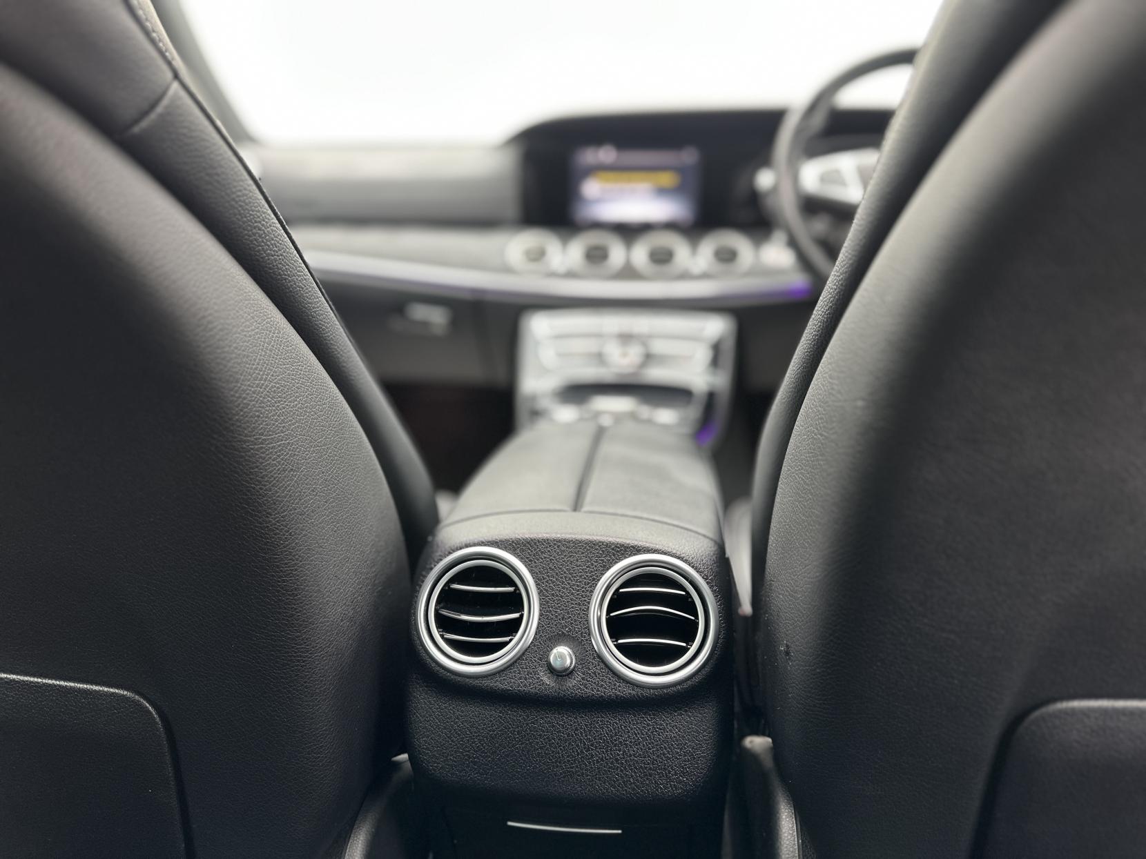 Mercedes-Benz E Class 2.0 E220d AMG Line (Premium) Saloon 4dr Diesel G-Tronic+ Euro 6 (s/s) (194 ps)