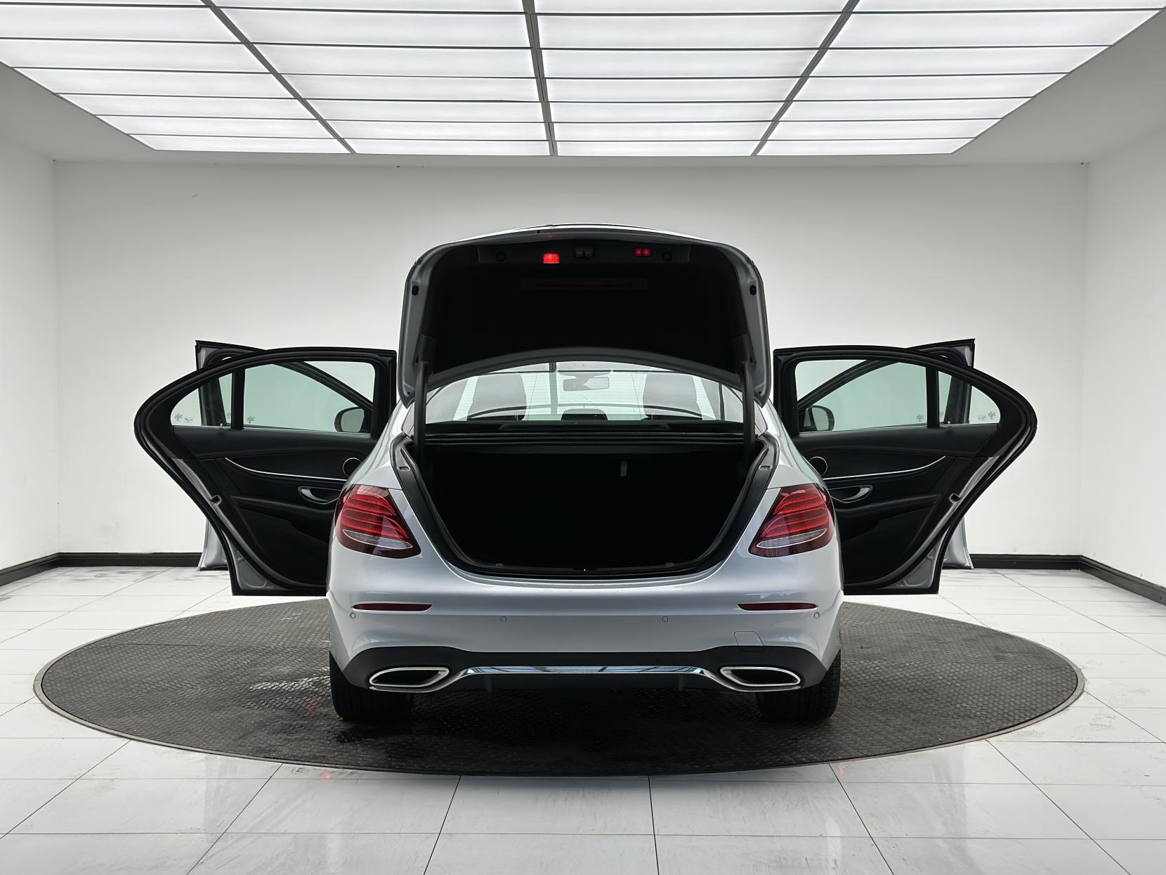 Mercedes-Benz E Class 2.0 E220d AMG Line (Premium) Saloon 4dr Diesel G-Tronic+ Euro 6 (s/s) (194 ps)