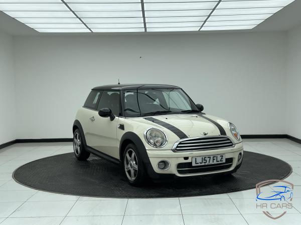 MINI Hatch 1.6 Cooper D Hatchback 3dr Diesel Manual Euro 4 (110 ps)
