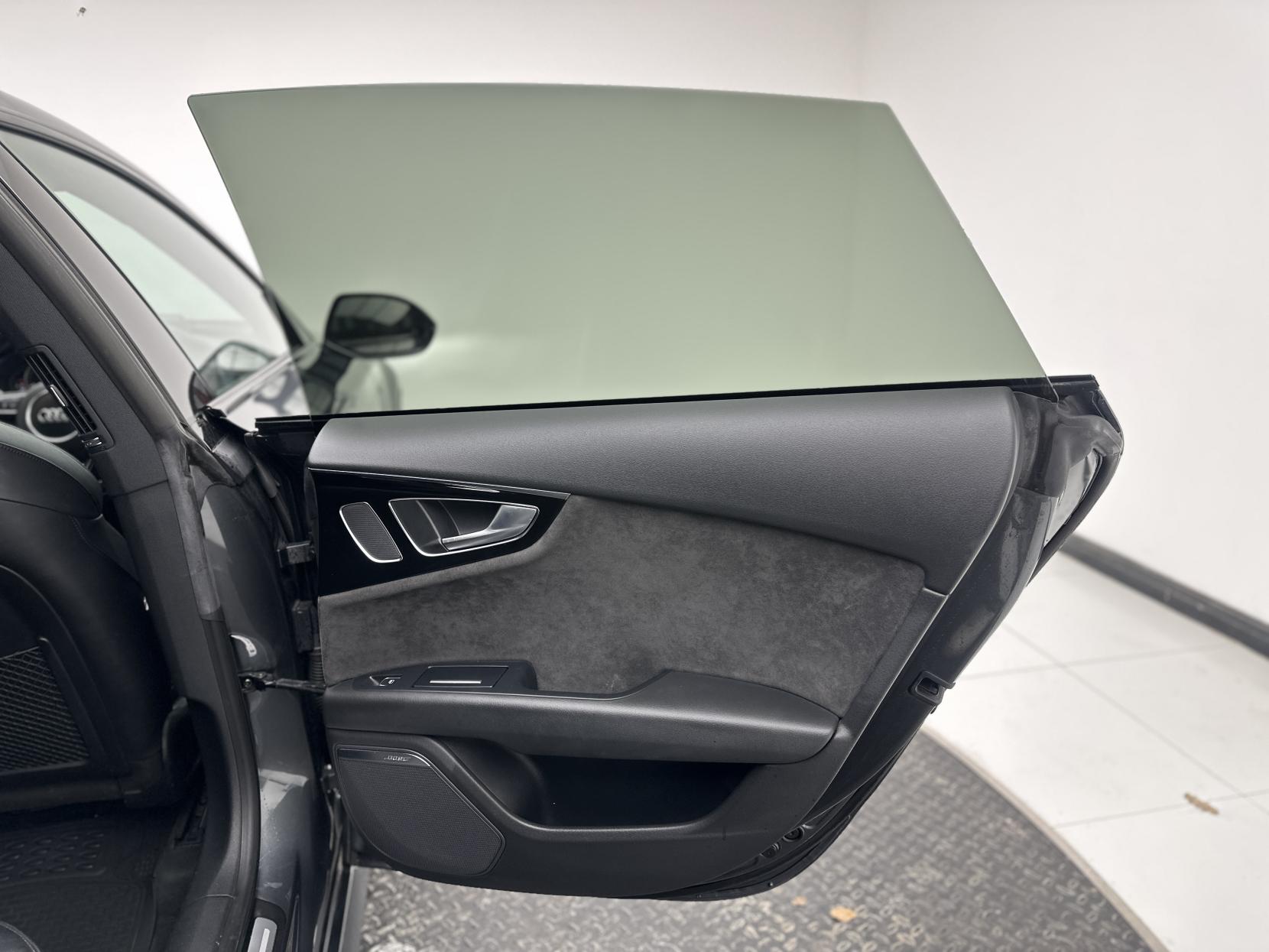 Audi A7 3.0 TDI V6 Black Edition Sportback 5dr Diesel S Tronic quattro Euro 6 (s/s) (272 ps)