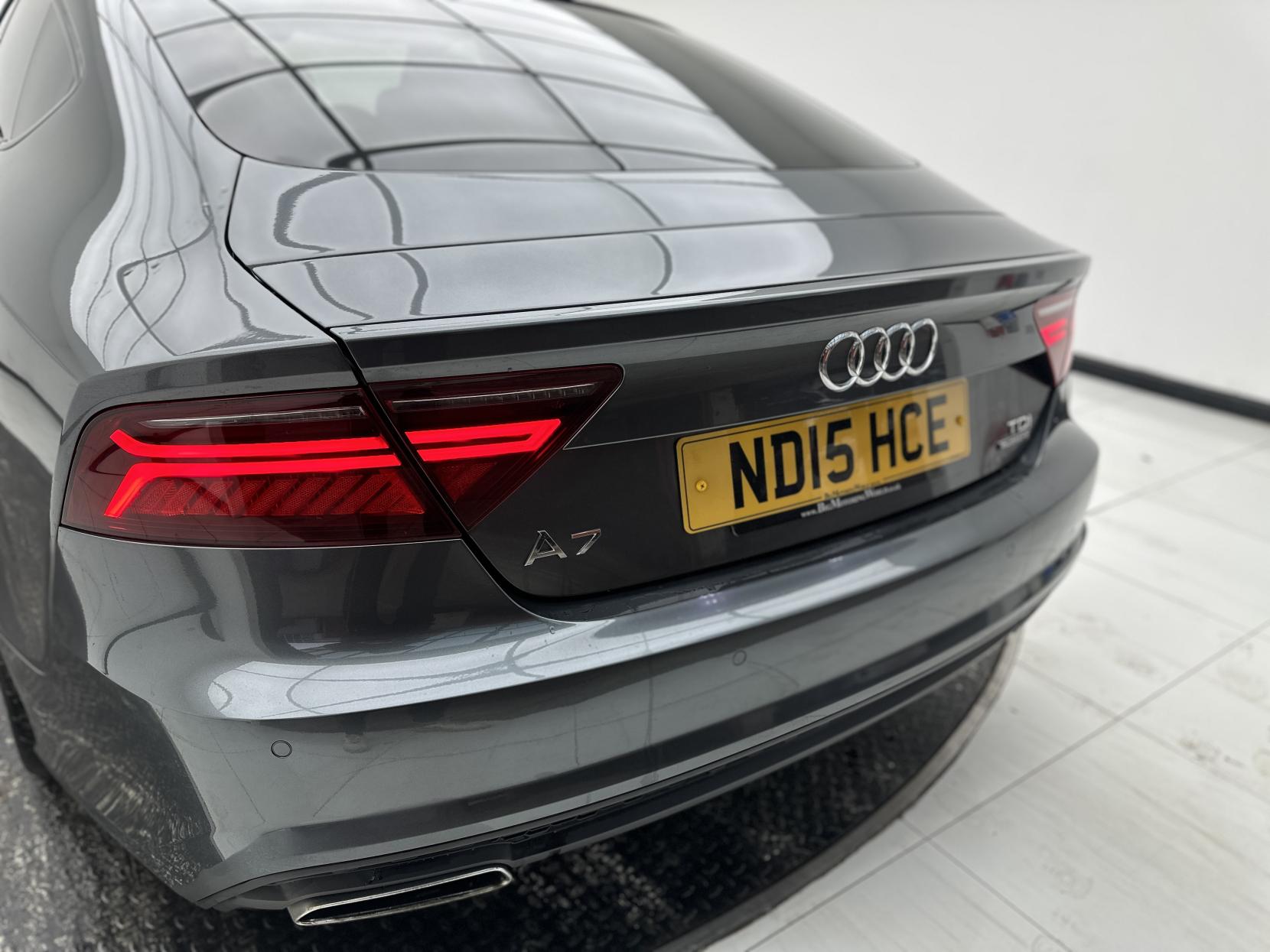 Audi A7 3.0 TDI V6 Black Edition Sportback 5dr Diesel S Tronic quattro Euro 6 (s/s) (272 ps)