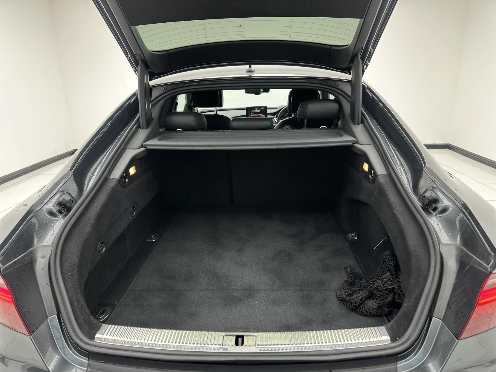 Audi A7 3.0 TDI V6 Black Edition Sportback 5dr Diesel S Tronic quattro Euro 6 (s/s) (272 ps)