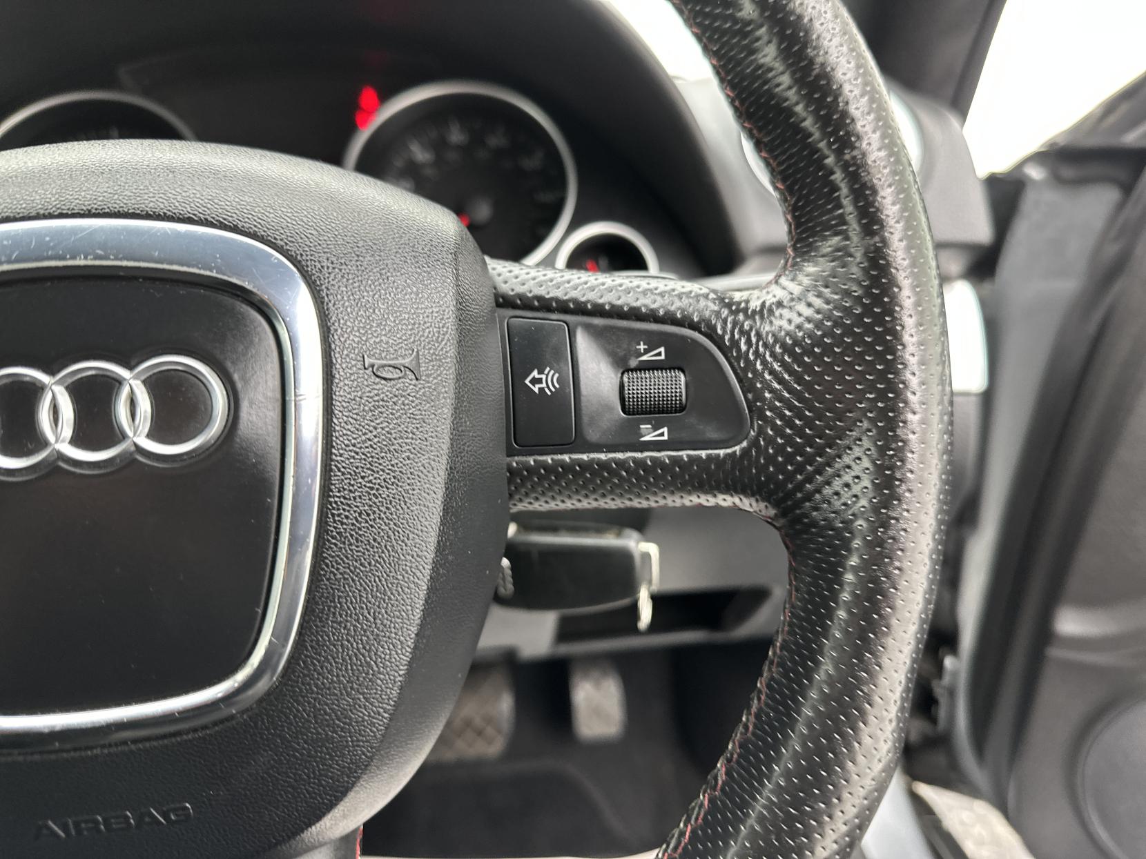 Audi A4 Cabriolet 2.0 TFSI S line Special Edition Convertible 2dr Petrol Multitronic (199 g/km, 197 bhp)