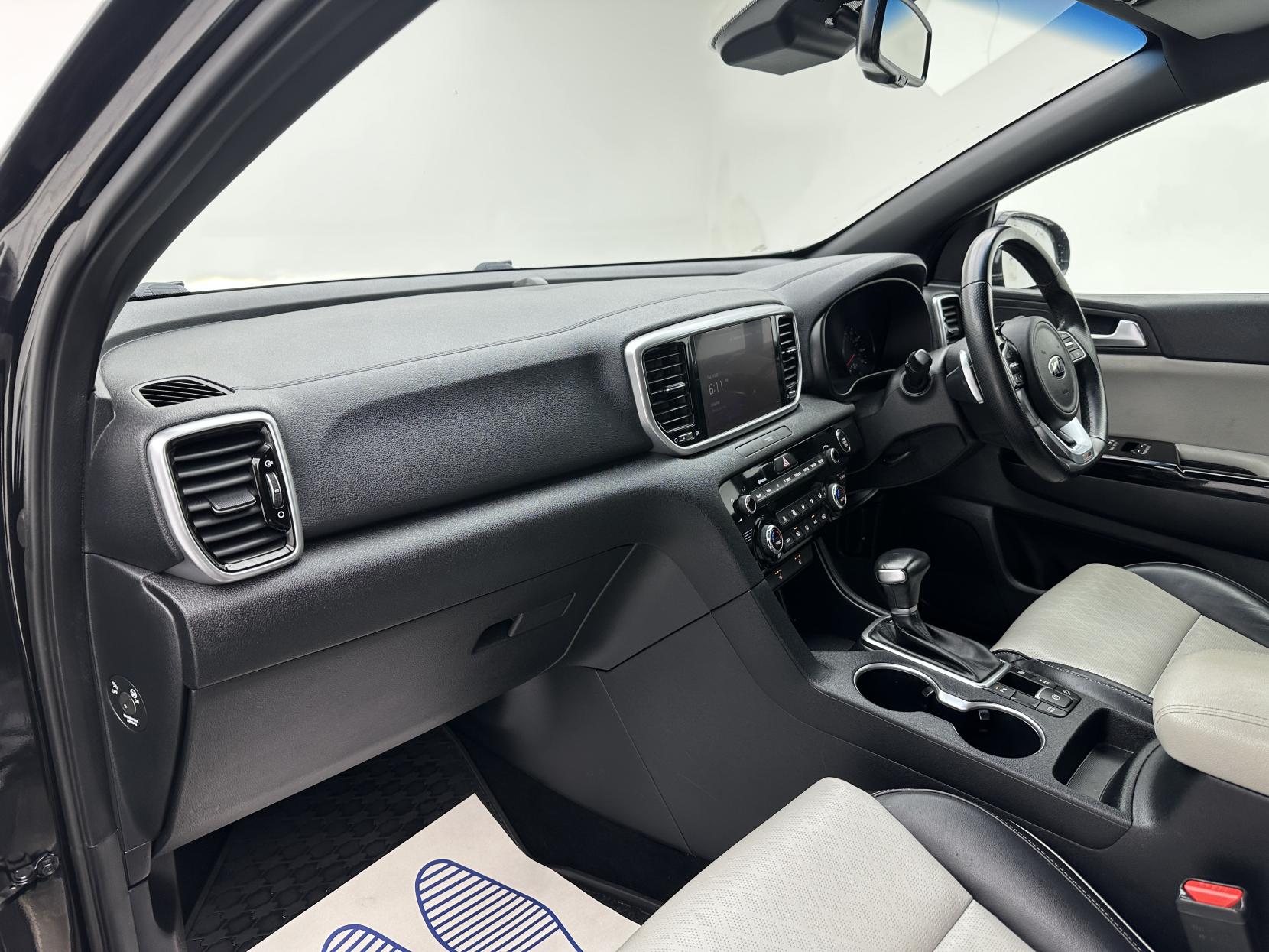 Kia Sportage 1.6 CRDi MHEV GT-Line SUV 5dr Diesel Hybrid DCT AWD Euro 6 (s/s) (134 bhp)