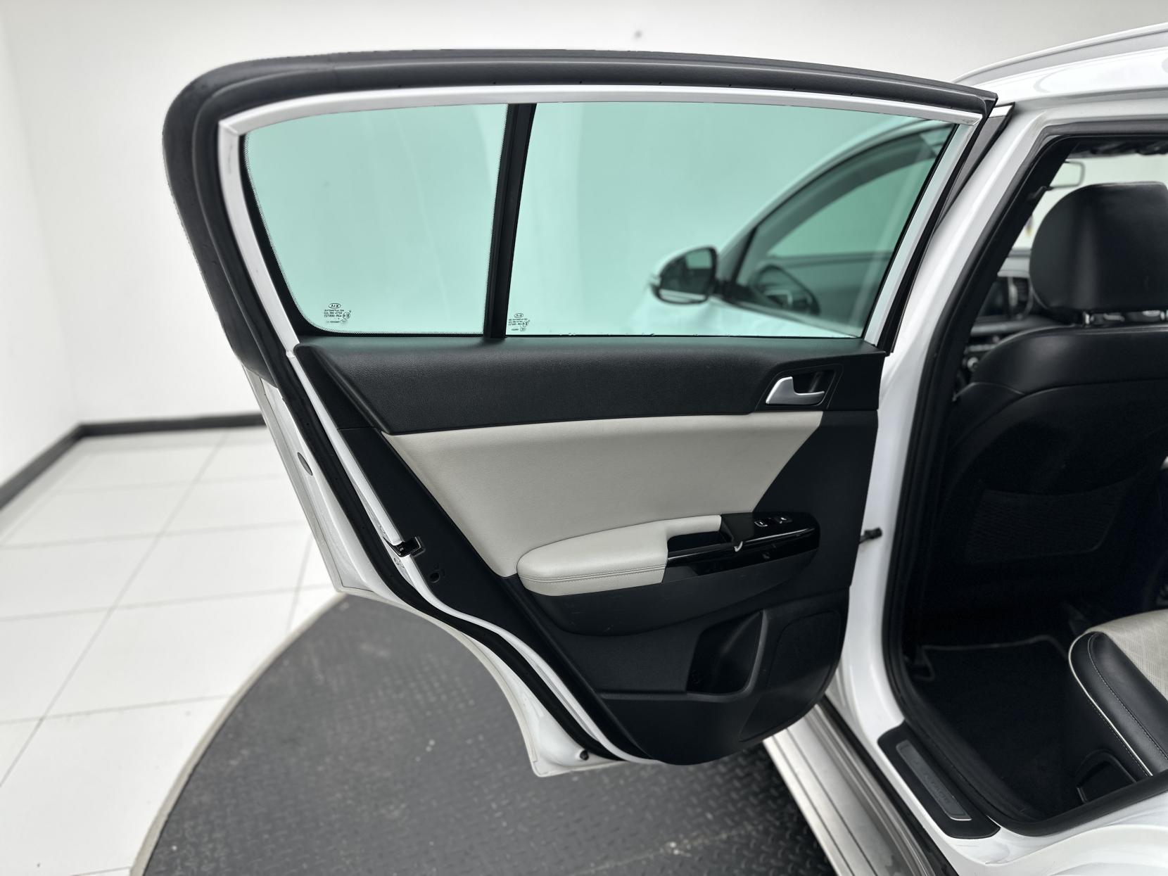 Kia Sportage 1.6 T-GDi GT-Line S SUV 5dr Petrol DCT AWD Euro 6 (174 bhp)