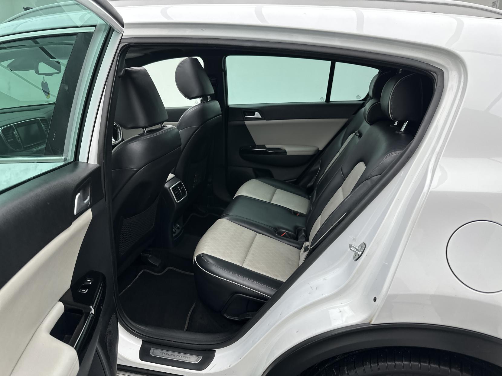 Kia Sportage 1.6 T-GDi GT-Line S SUV 5dr Petrol DCT AWD Euro 6 (174 bhp)