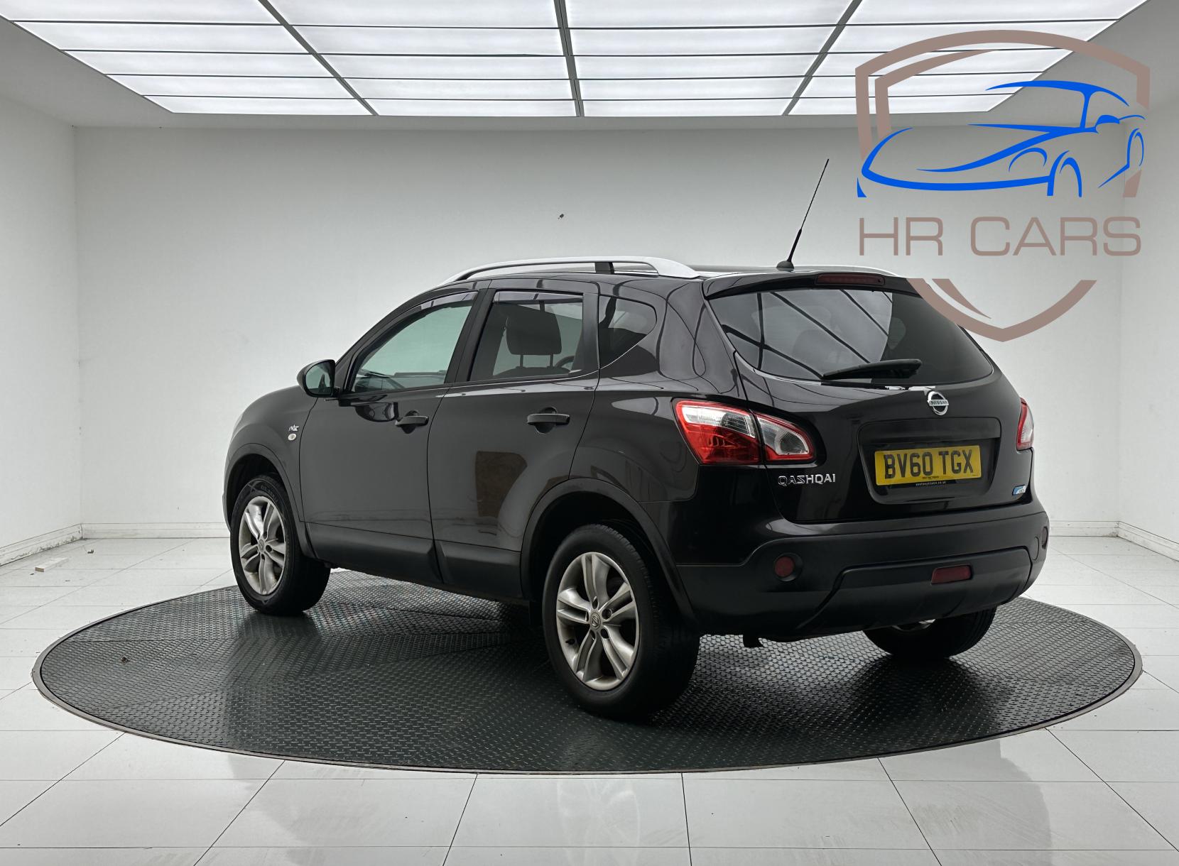 Nissan Qashqai 1.5 dCi n-tec SUV 5dr Diesel Manual 2WD Euro 4 (106 ps)