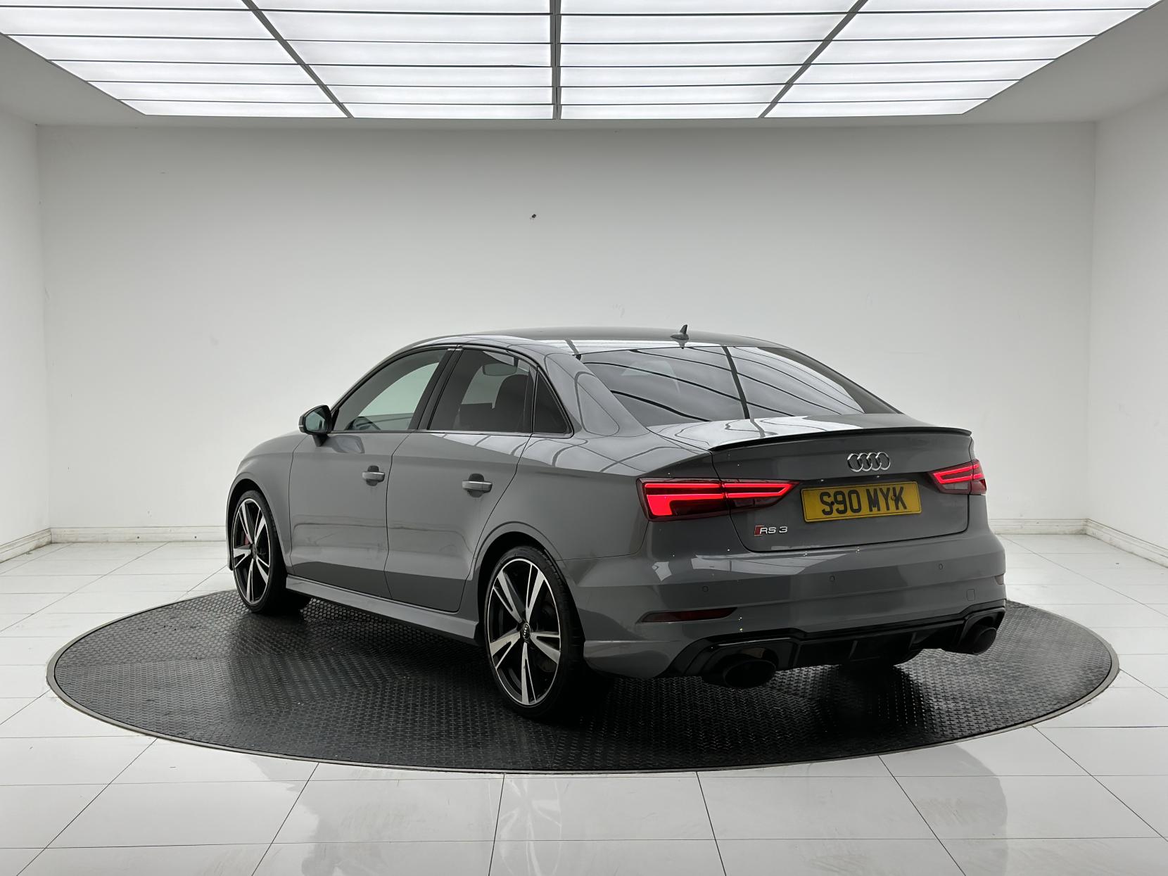 Audi RS3 2.5 TFSI Saloon 4dr Petrol S Tronic quattro Euro 6 (s/s) (400 ps)