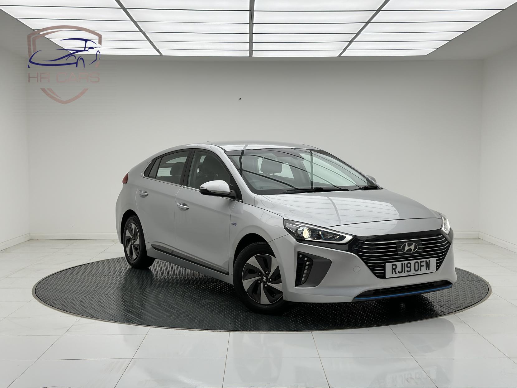 Hyundai IONIQ 1.6 h-GDi GPF Premium Hatchback 5dr Petrol Hybrid DCT Euro 6 (s/s) (141 ps)