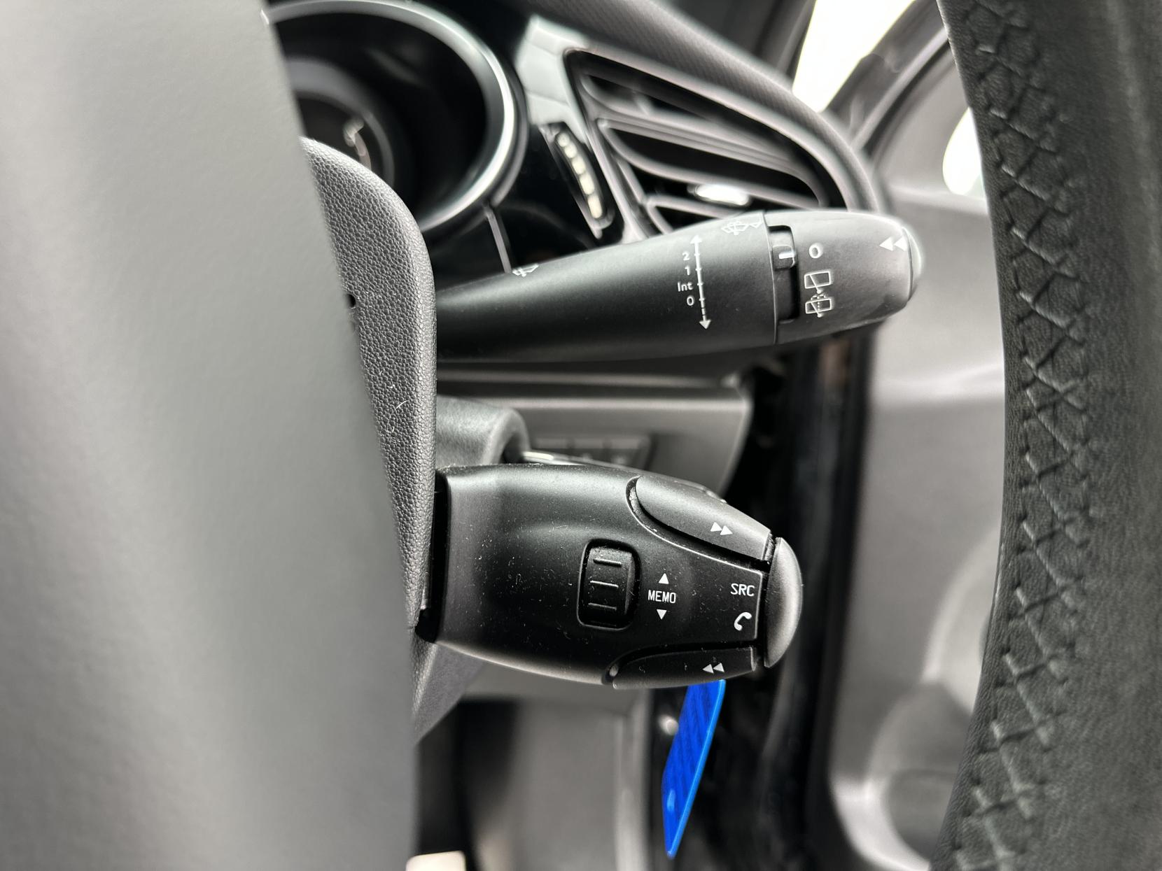 Citroen DS3 1.6 e-HDi DStyle Hatchback 3dr Diesel Manual Euro 5 (s/s) (90 ps)