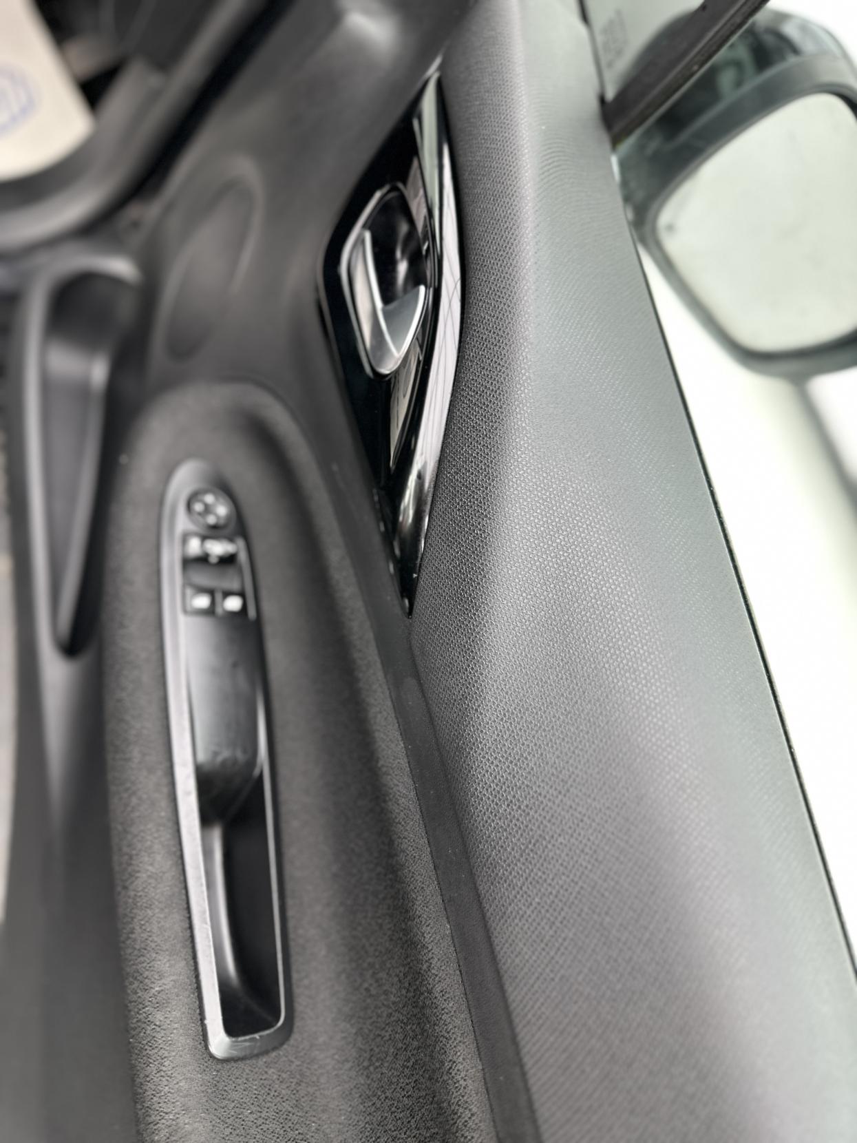 Citroen DS3 1.6 e-HDi DStyle Hatchback 3dr Diesel Manual Euro 5 (s/s) (90 ps)