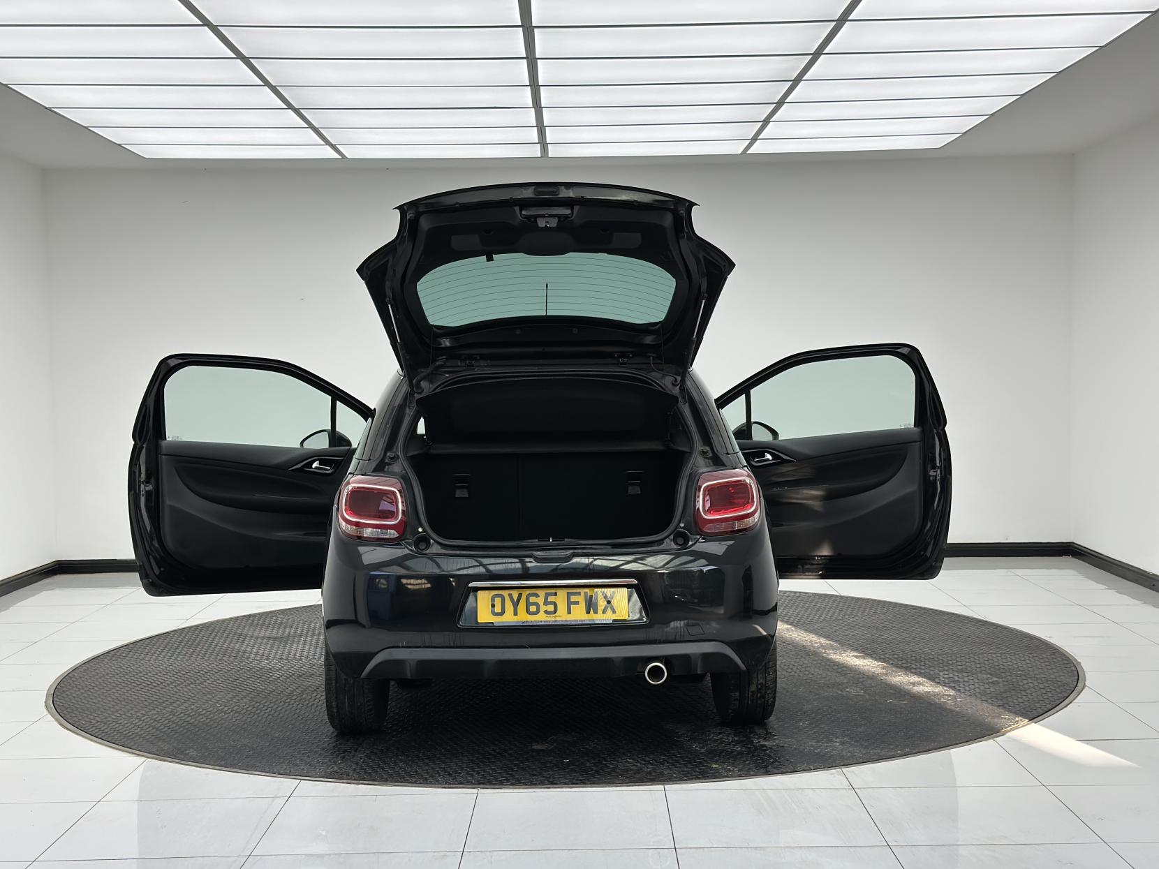 Citroen DS3 1.6 e-HDi DStyle Hatchback 3dr Diesel Manual Euro 5 (s/s) (90 ps)