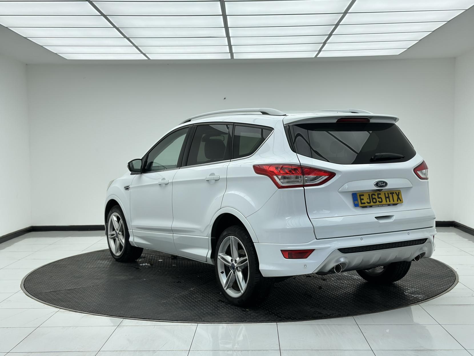 Ford Kuga 2.0 TDCi Titanium X Sport SUV 5dr Diesel Powershift AWD Euro 6 (s/s) (180 ps)