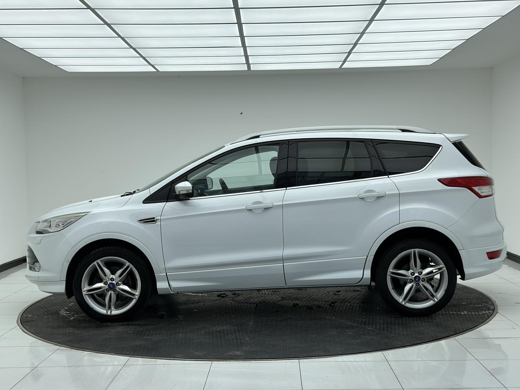 Ford Kuga 2.0 TDCi Titanium X Sport SUV 5dr Diesel Powershift AWD Euro 6 (s/s) (180 ps)